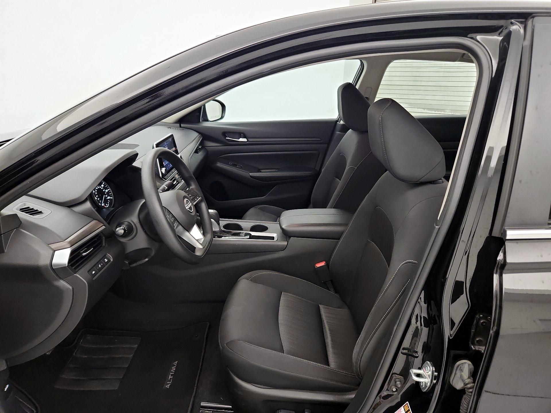 Thumbnail: 2025 Nissan Altima - 11