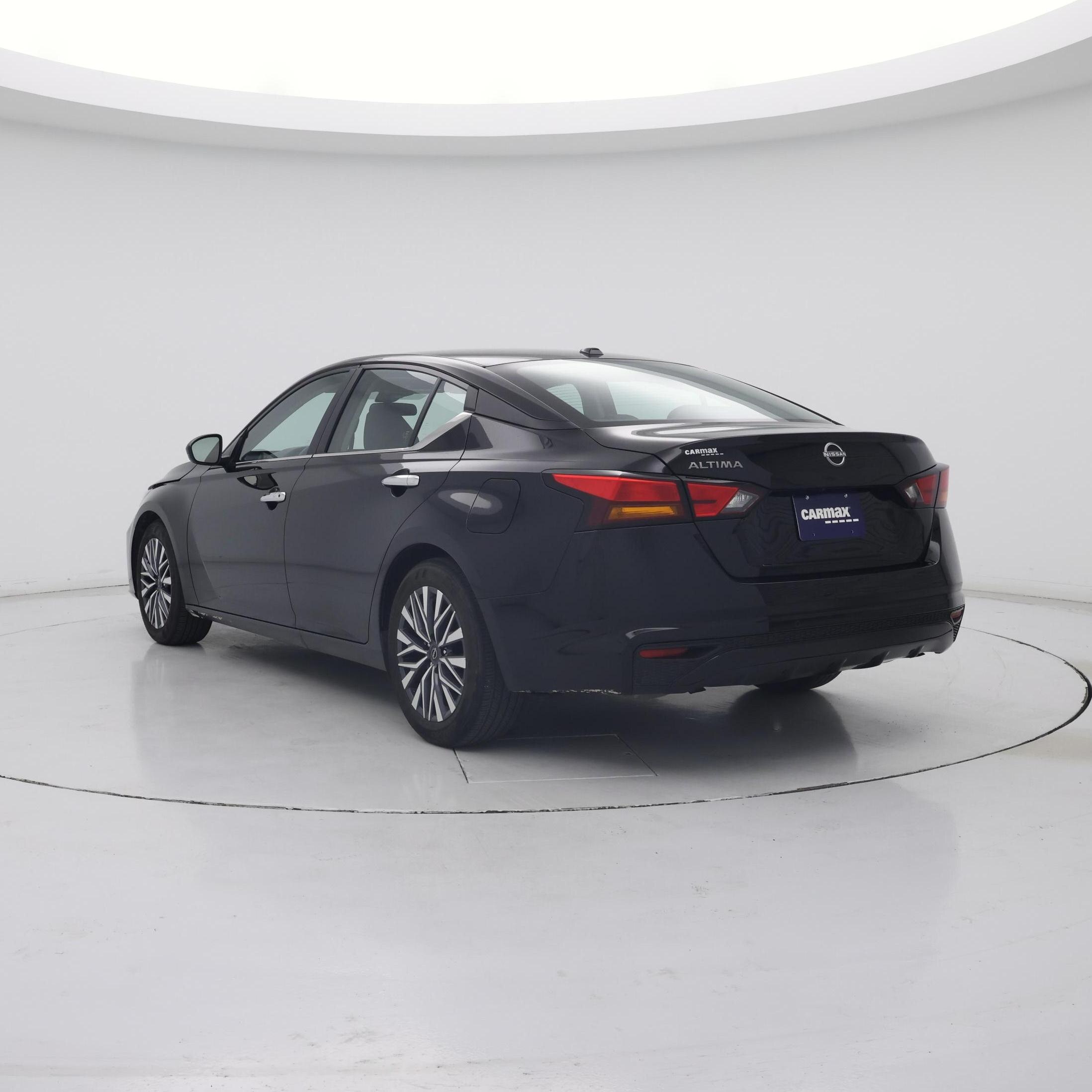 Thumbnail: 2025 Nissan Altima - 2