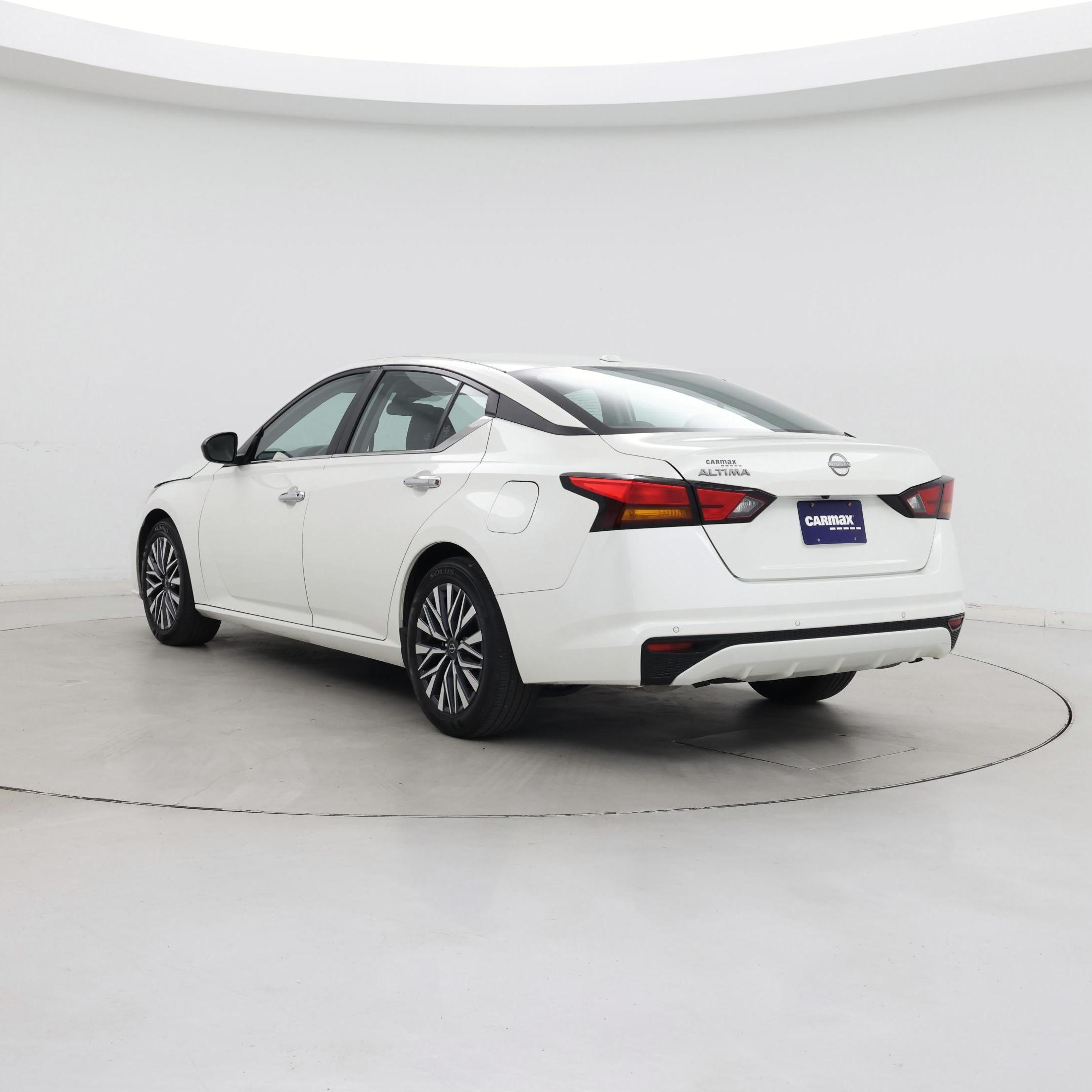 Thumbnail: 2025 Nissan Altima - 2
