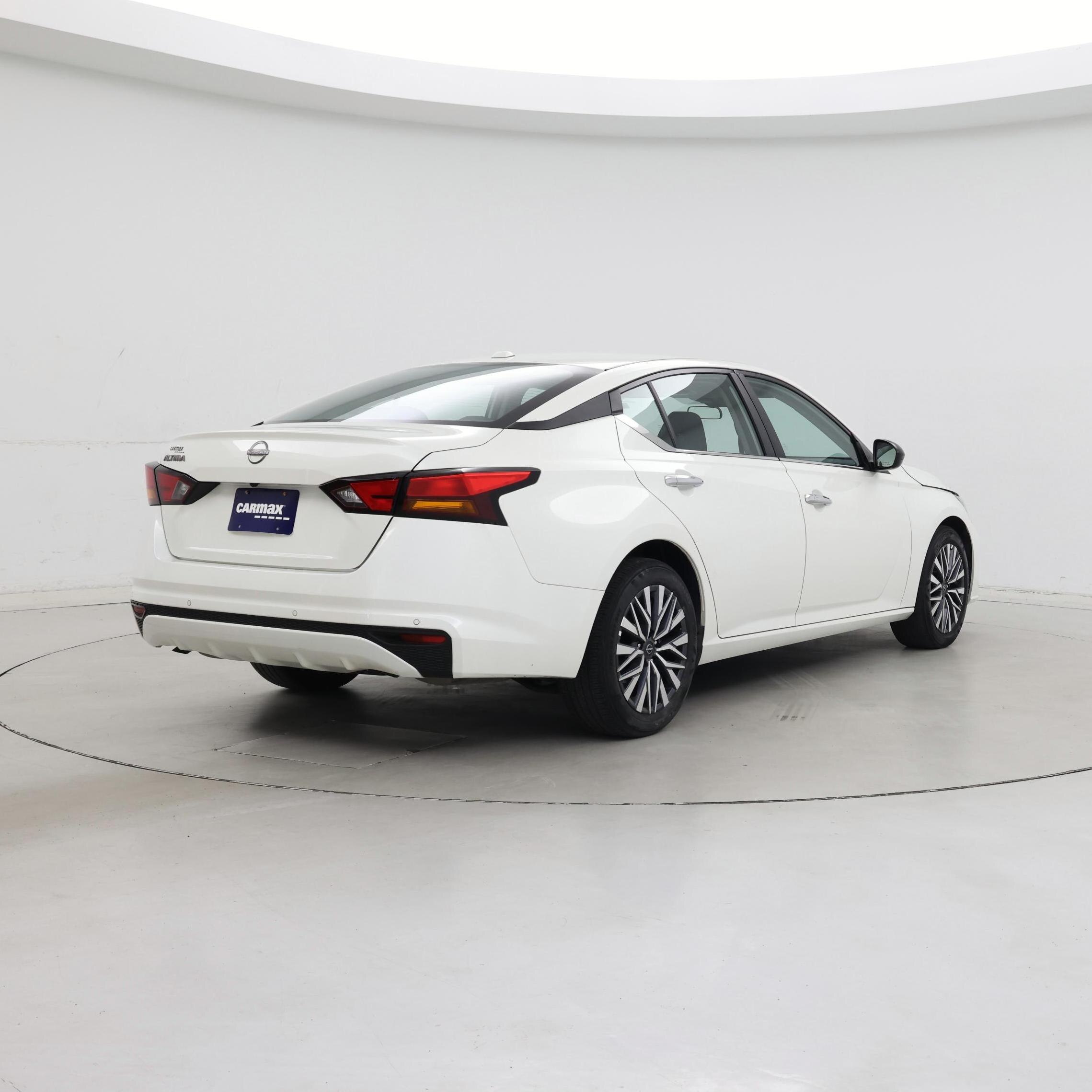 Thumbnail: 2025 Nissan Altima - 8