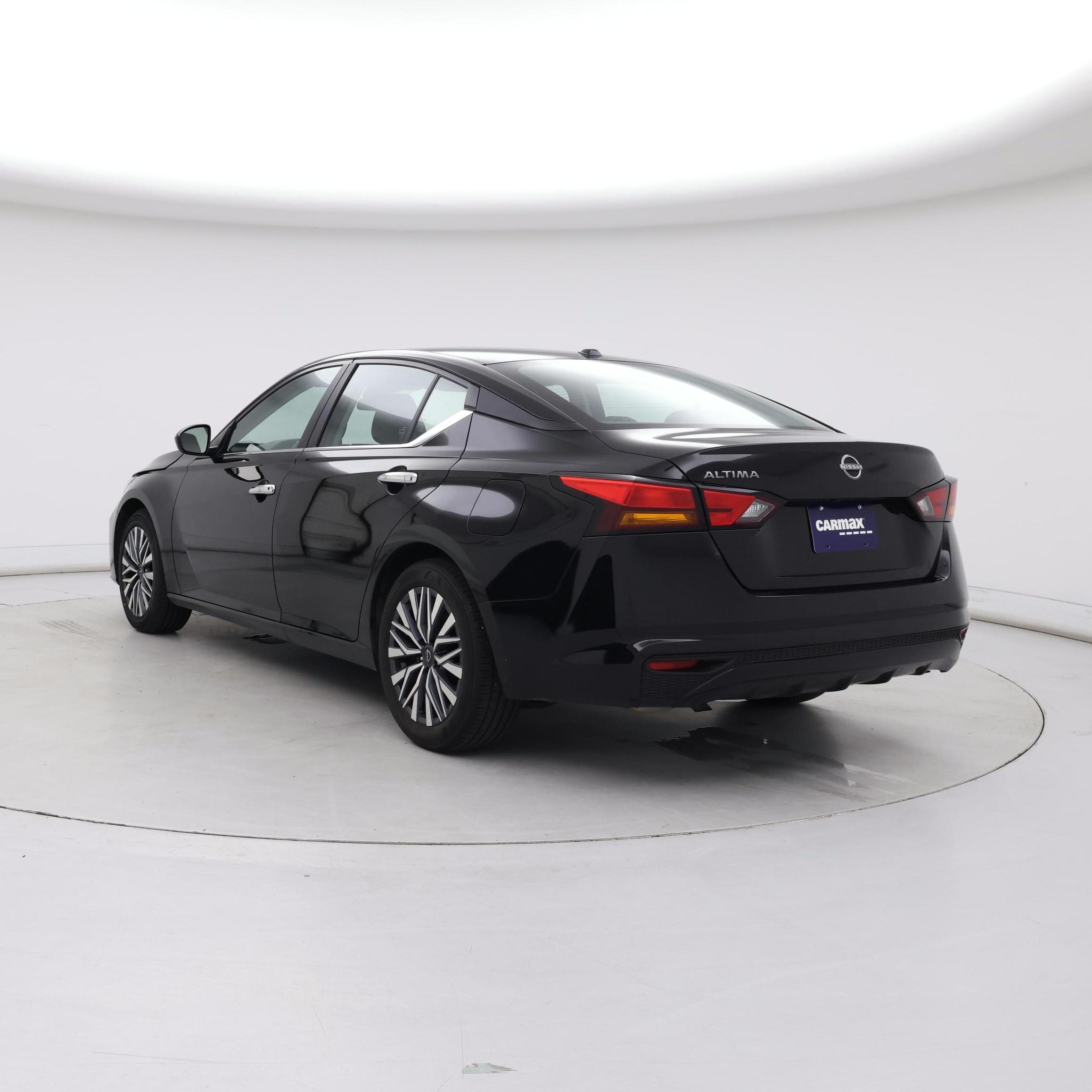Thumbnail: 2025 Nissan Altima - 2