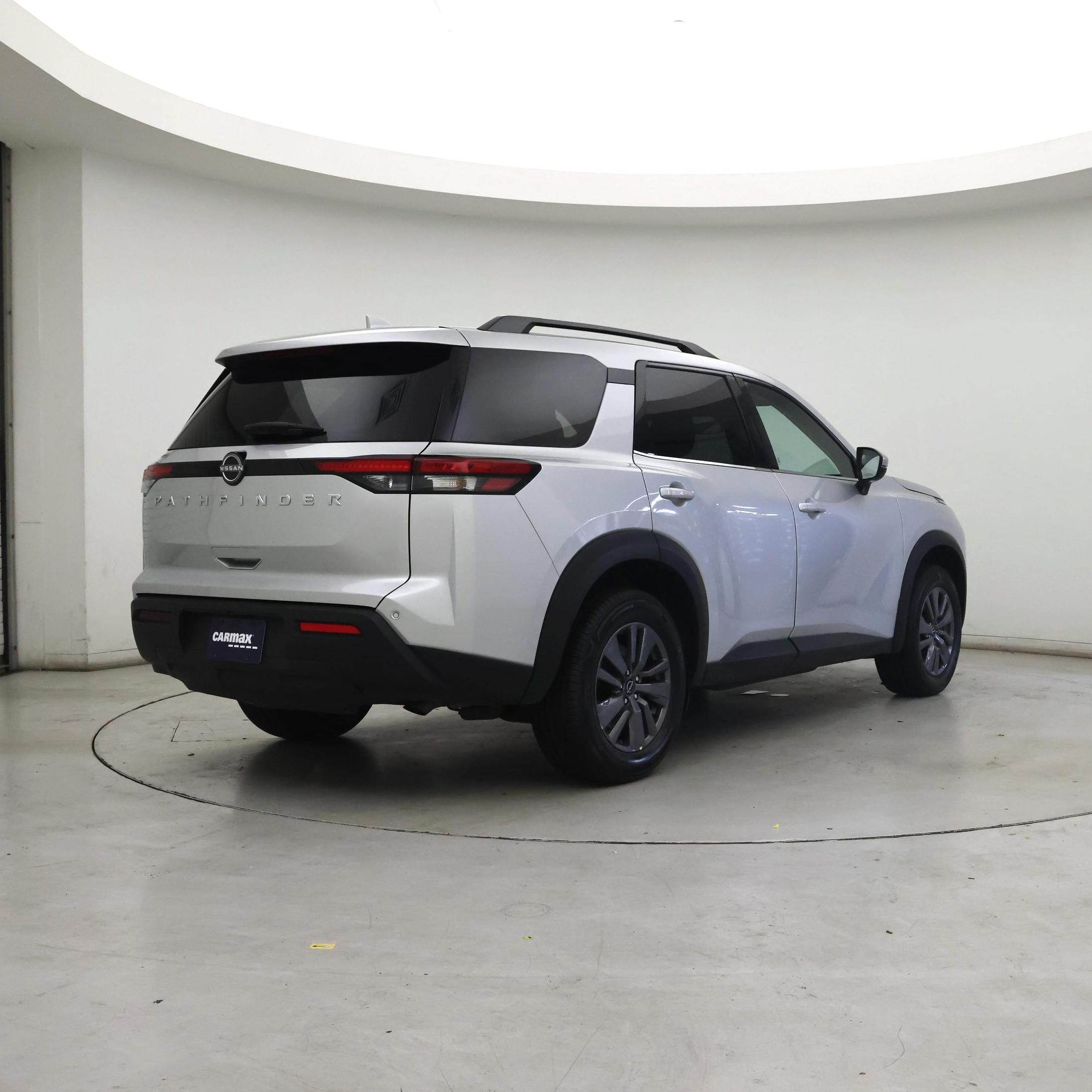 Thumbnail: 2025 Nissan Pathfinder - 8