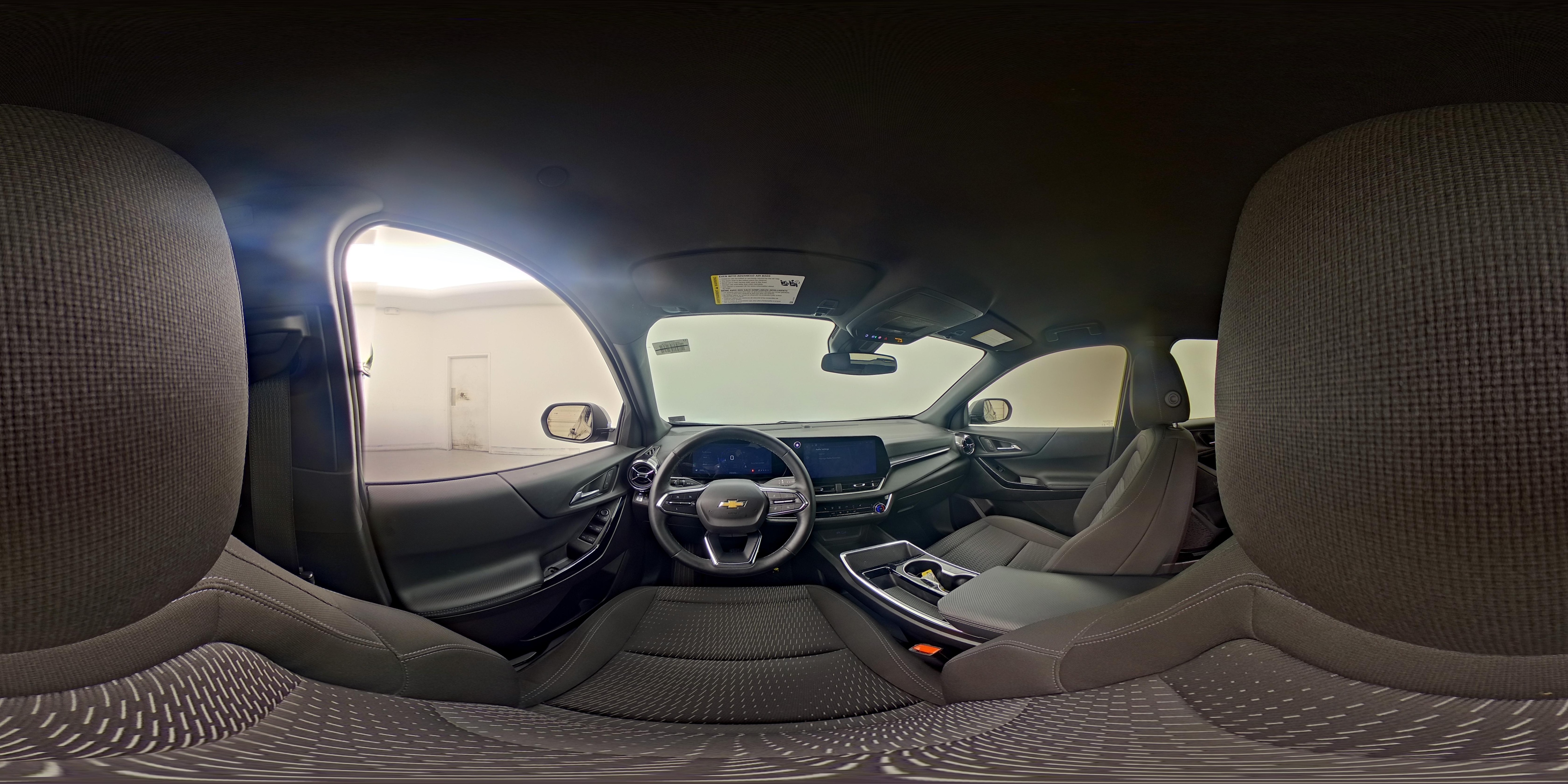 2025 Chevrolet Equinox LT - Photo 27