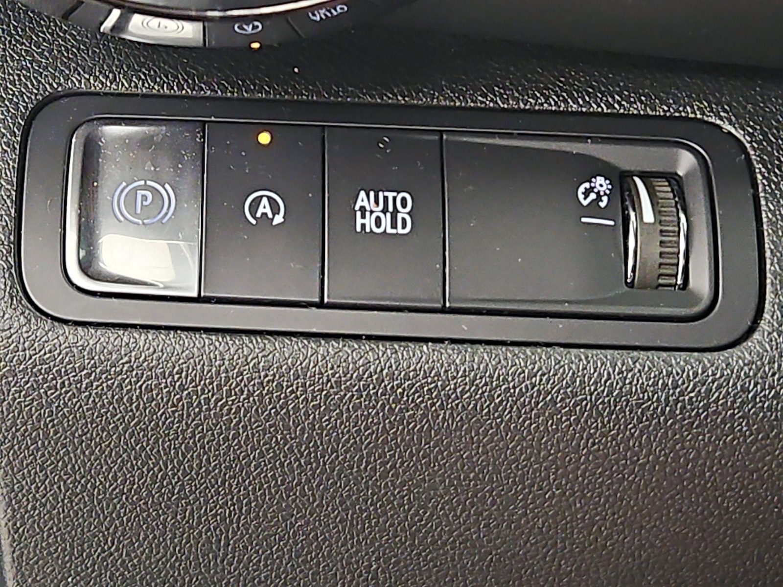2025 Chevrolet Equinox LT - Photo 14