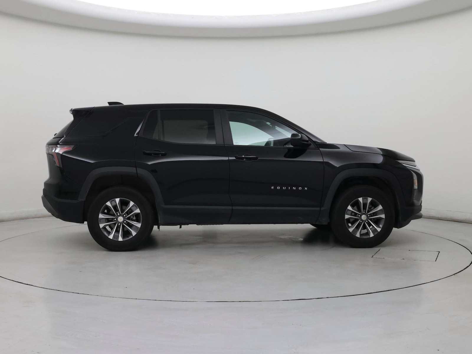 2025 Chevrolet Equinox LT - Photo 8