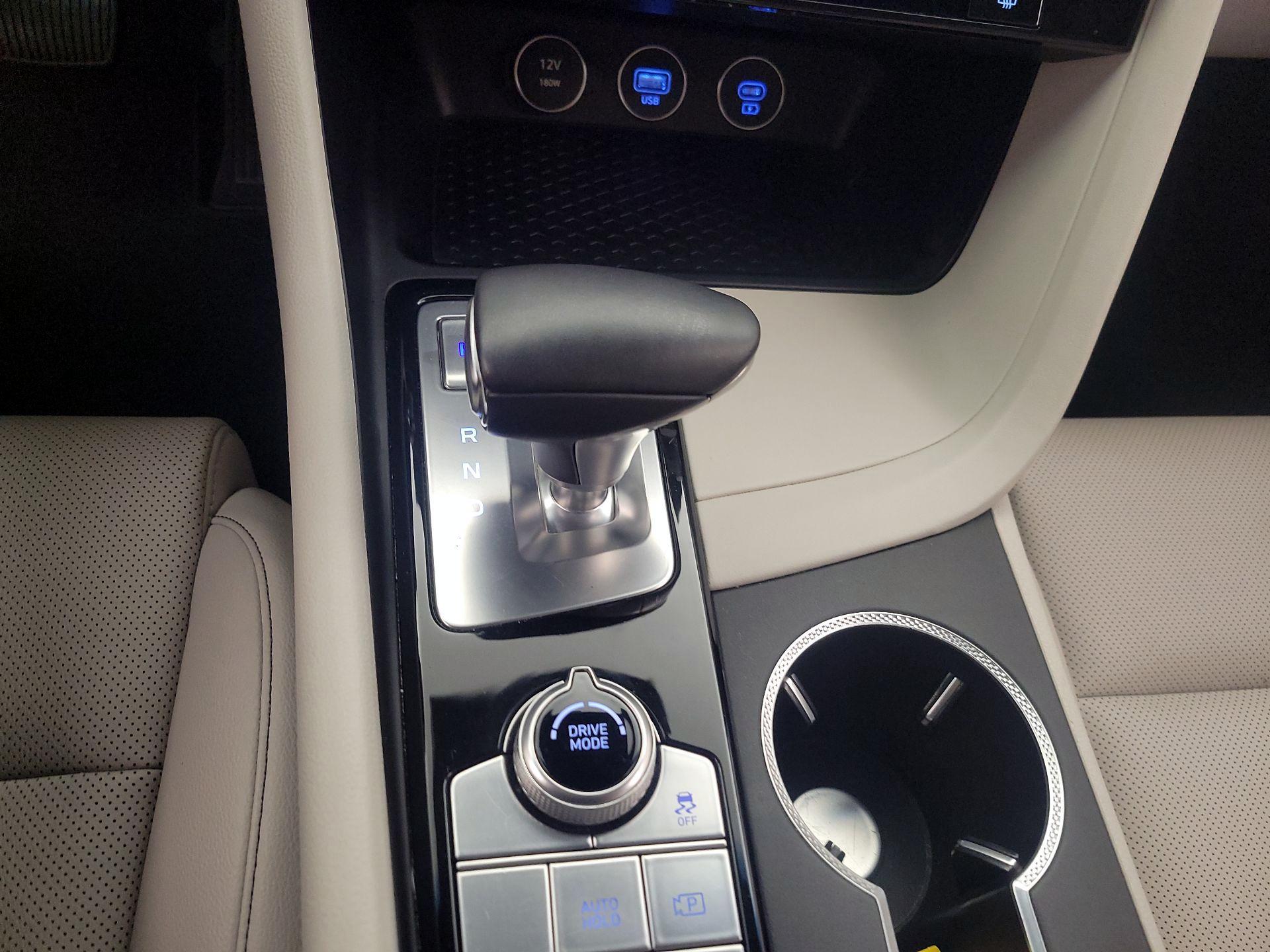 Thumbnail: 2025 Genesis G70 - 18