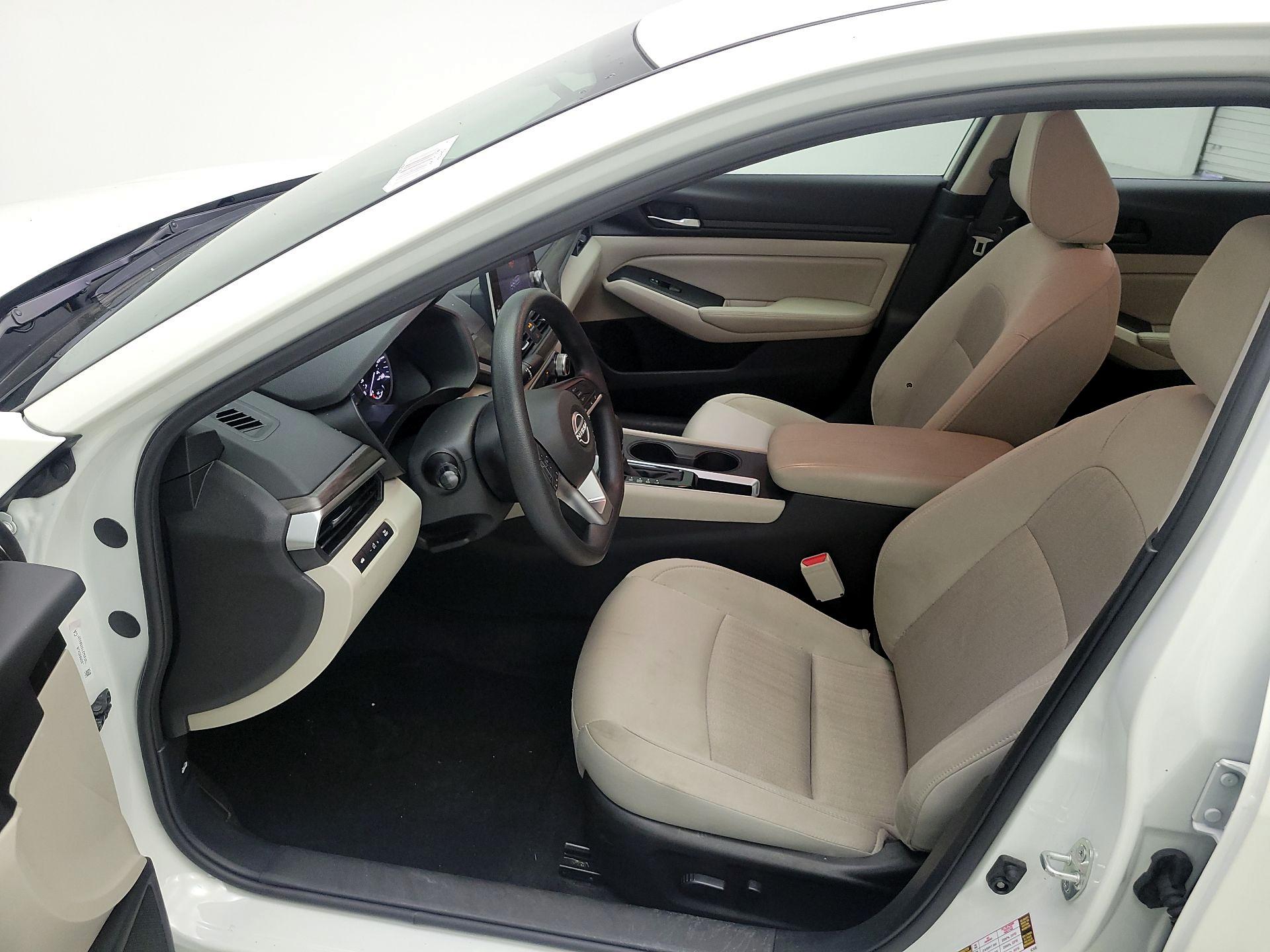 Thumbnail: 2025 Nissan Altima - 11