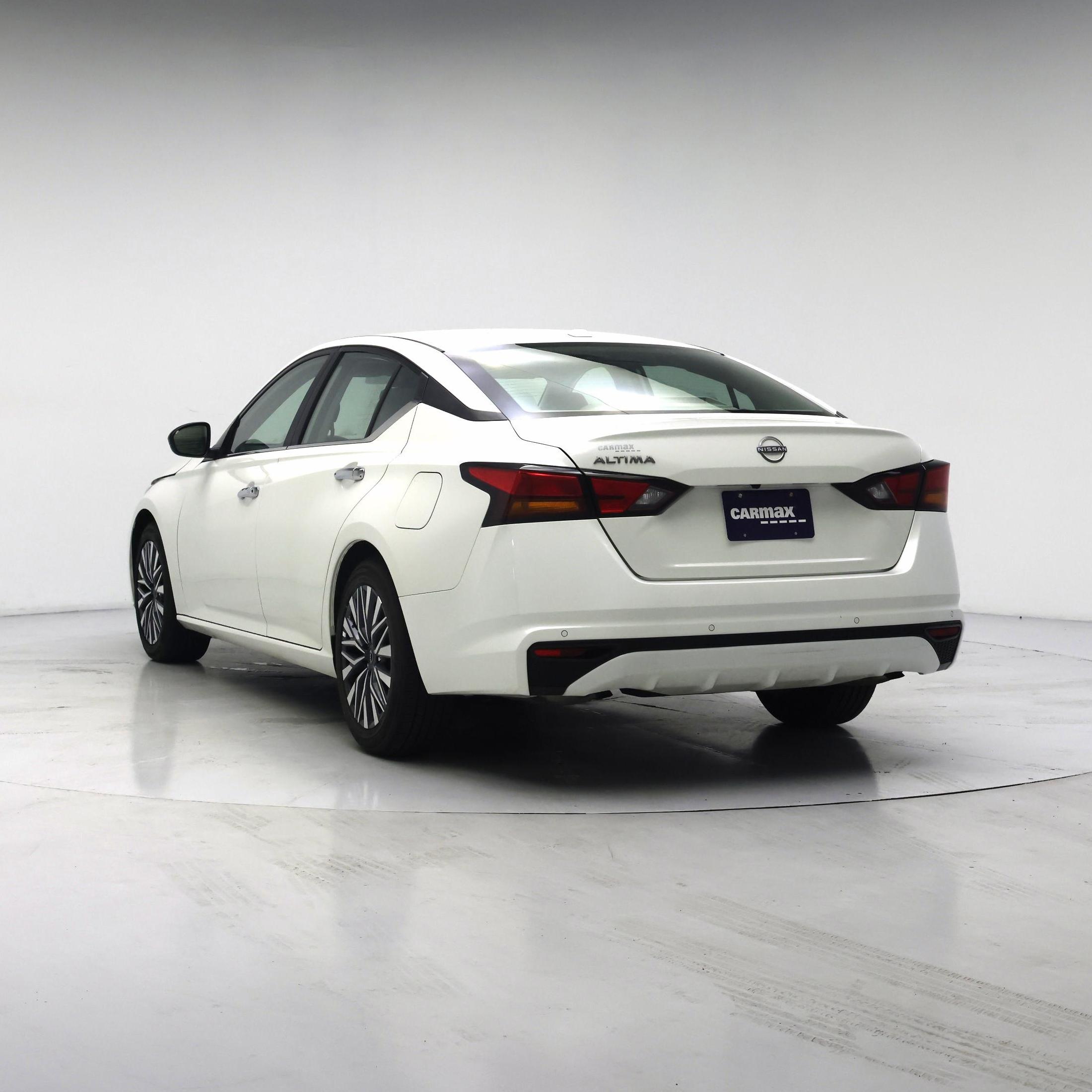 Thumbnail: 2025 Nissan Altima - 2