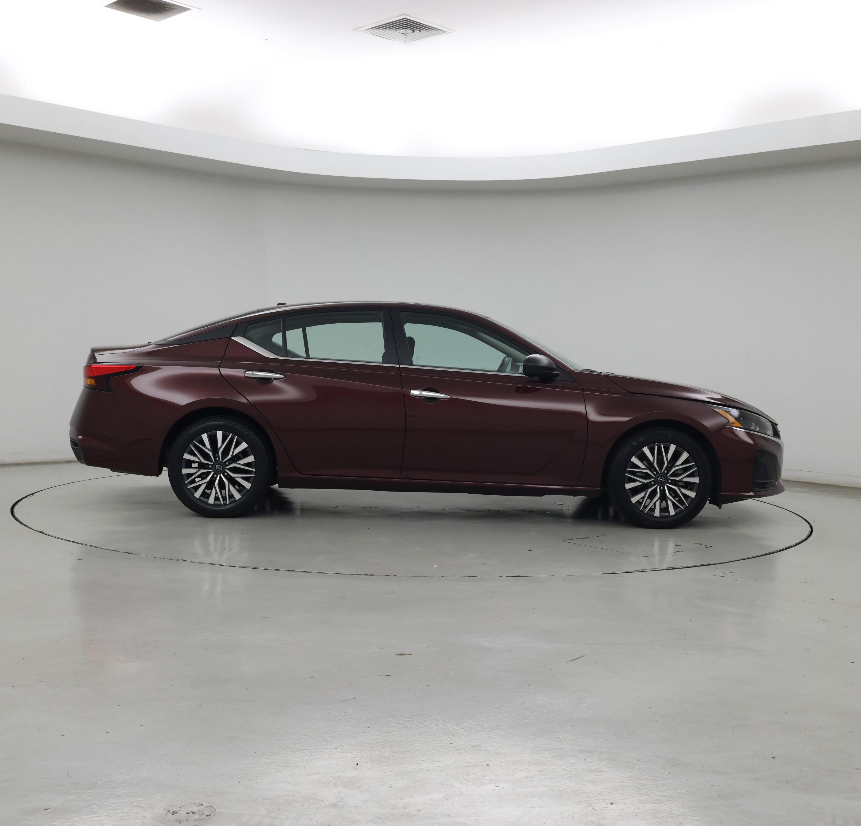 Thumbnail: 2025 Nissan Altima - 7