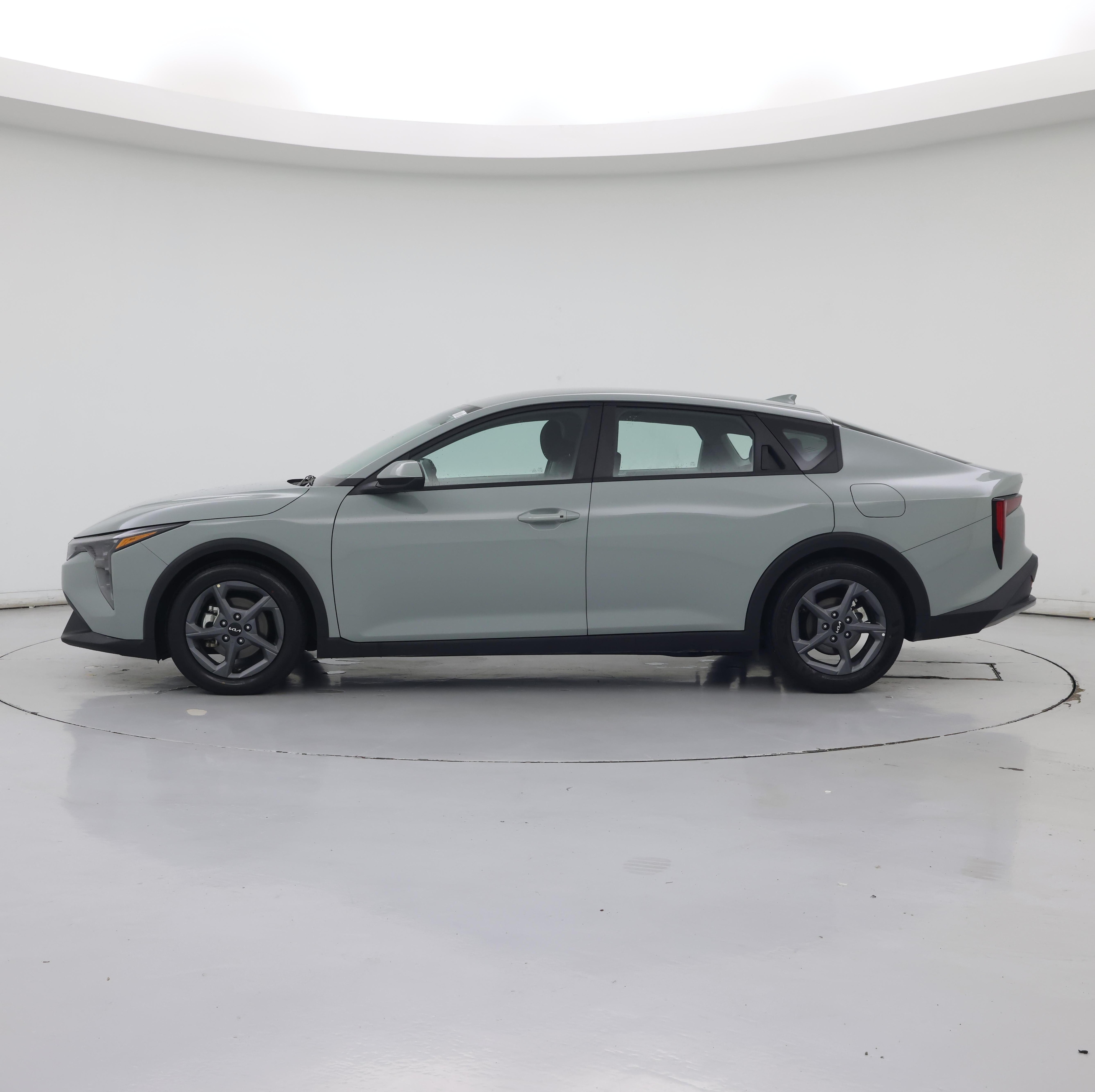 Thumbnail: 2025 Kia K4 - 3