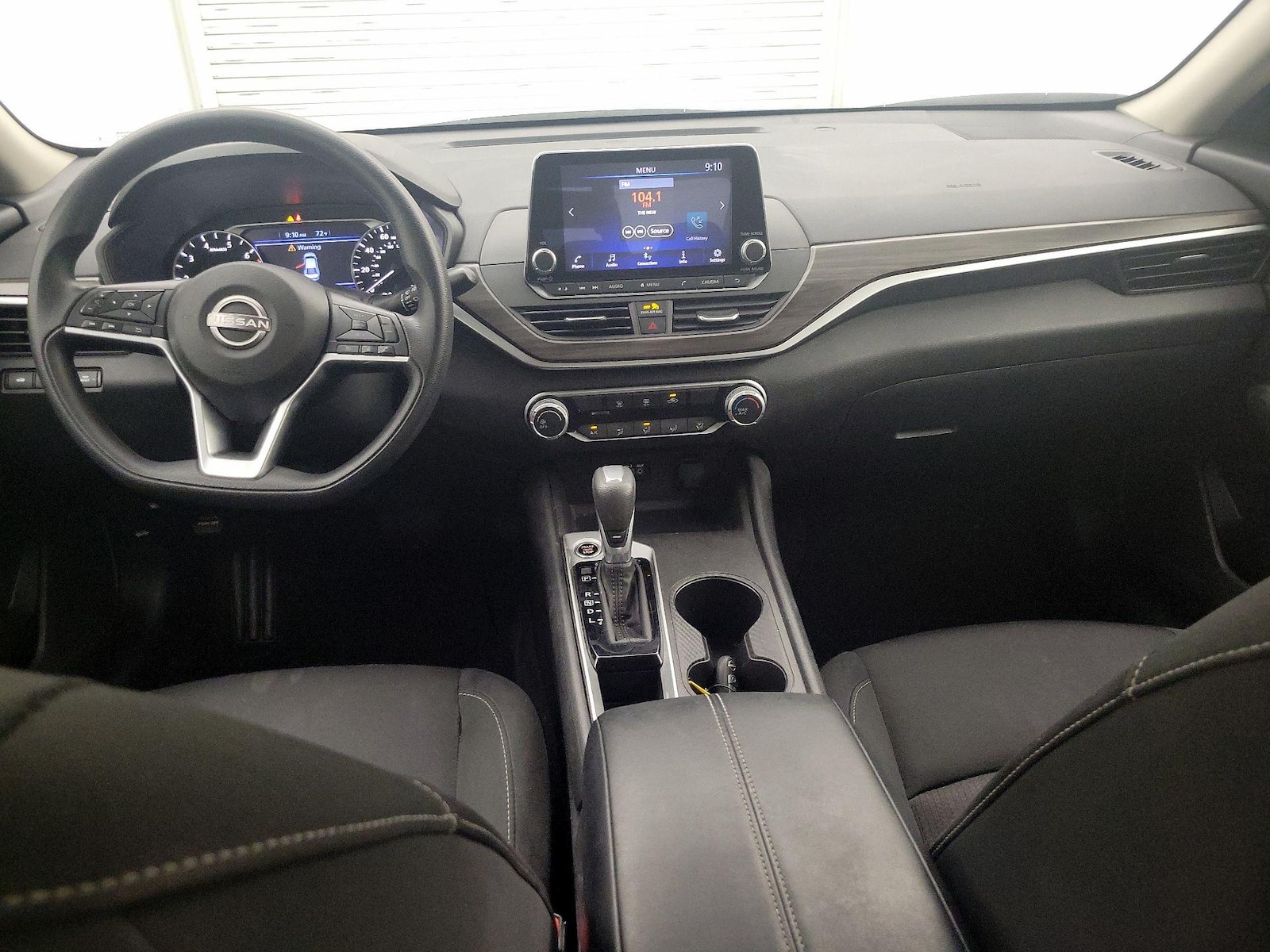 2025 Nissan Altima SV - Photo 10