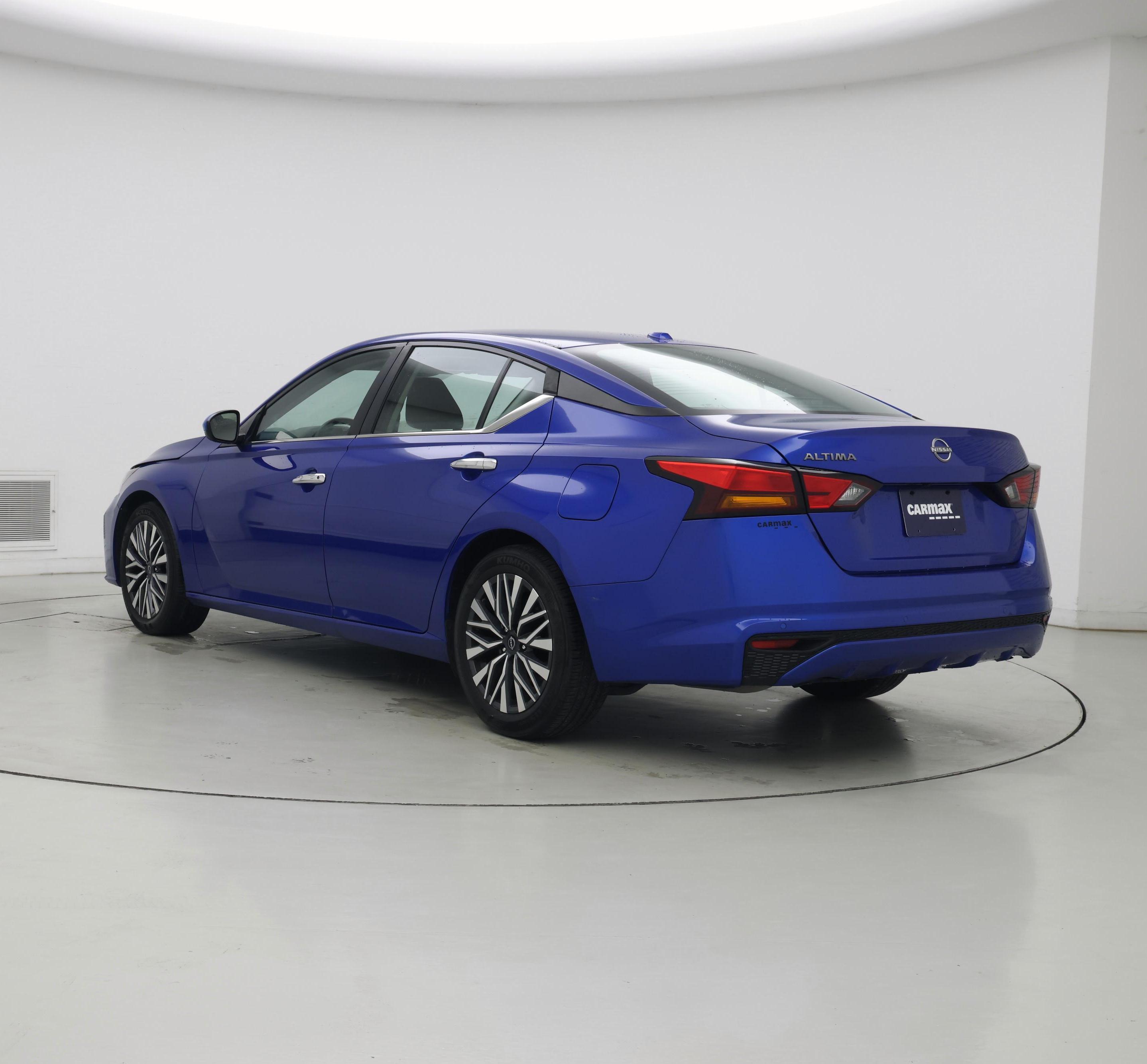 Thumbnail: 2025 Nissan Altima - 2
