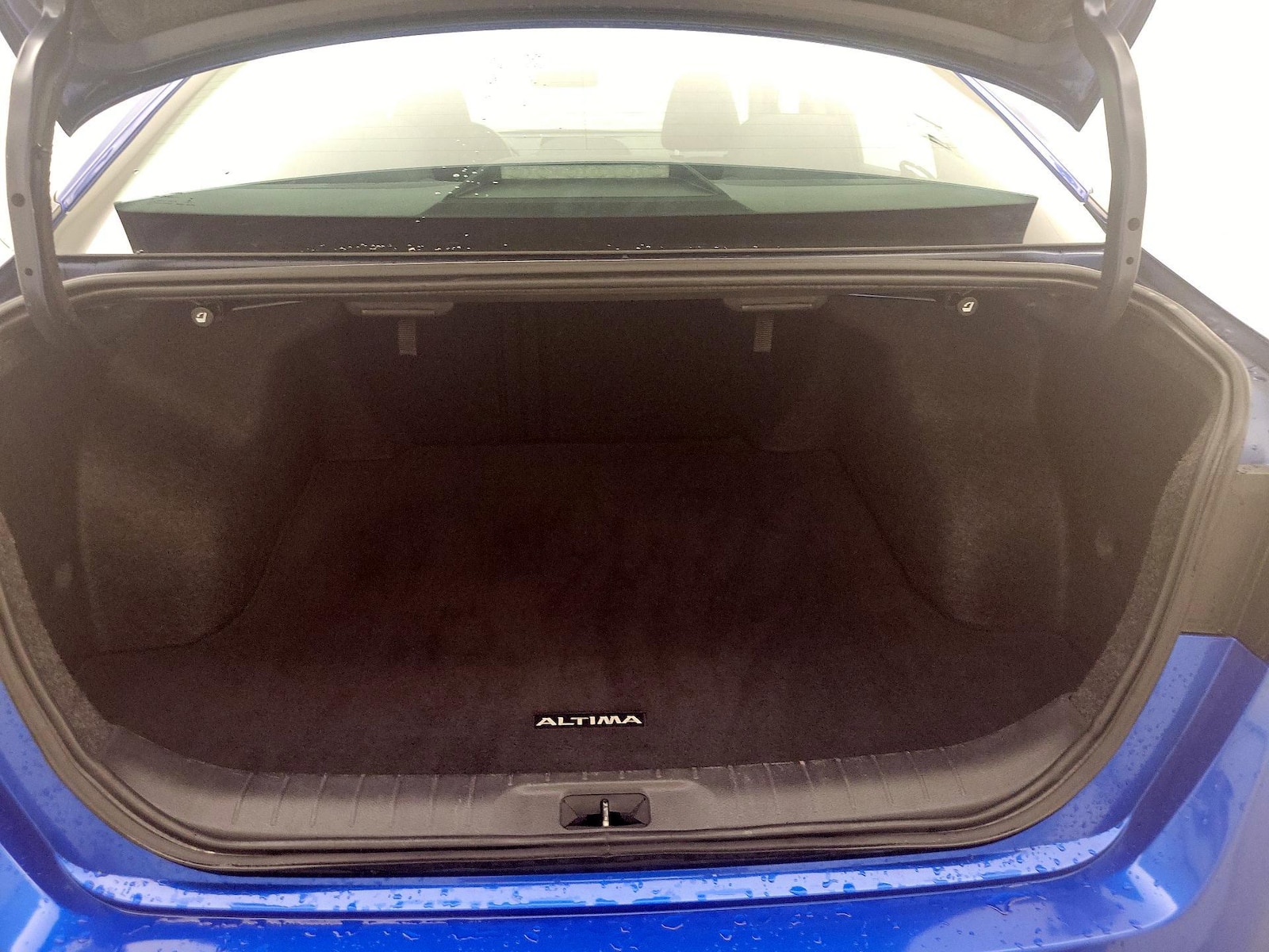 2025 Nissan Altima SV - Photo 21