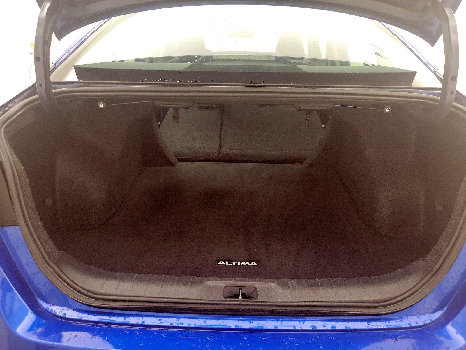 2025 Nissan Altima SV - Photo 22