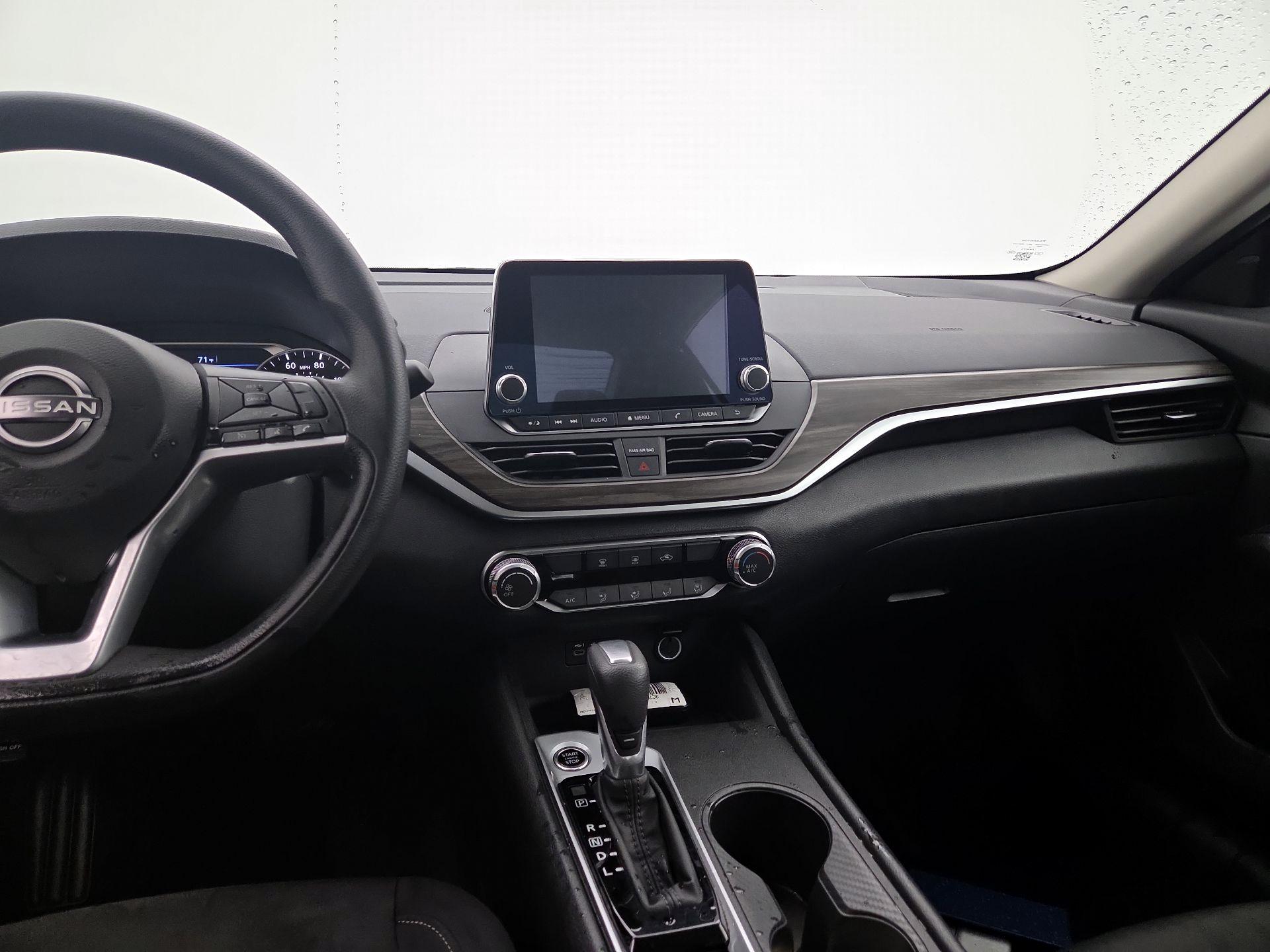 Thumbnail: 2025 Nissan Altima - 9