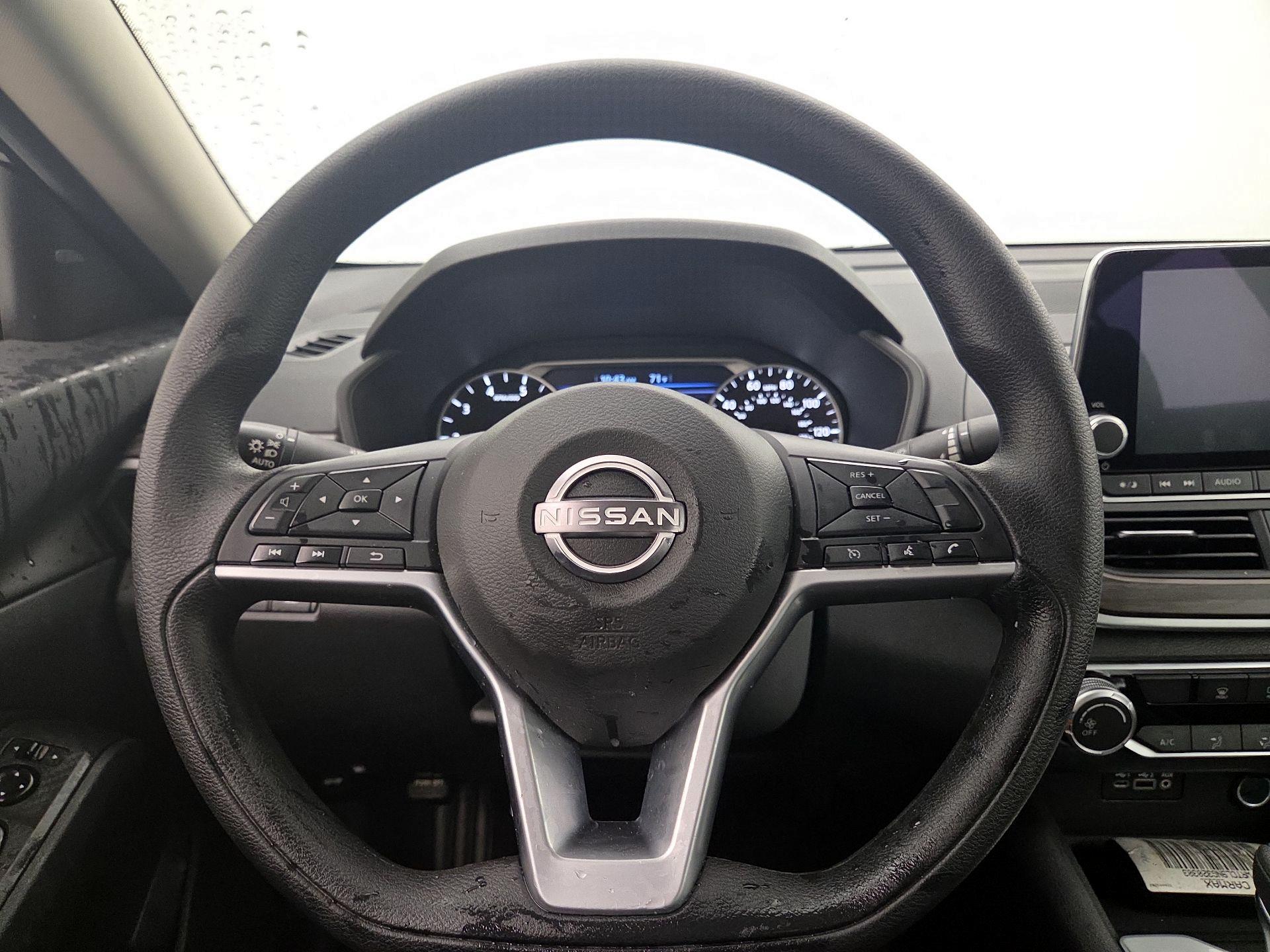 Thumbnail: 2025 Nissan Altima - 10