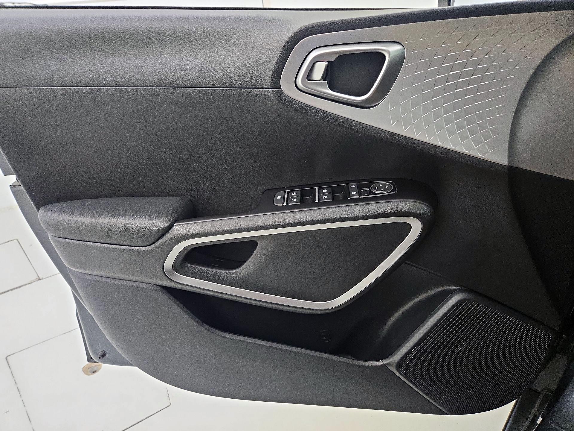 Thumbnail: 2025 Kia Soul - 12
