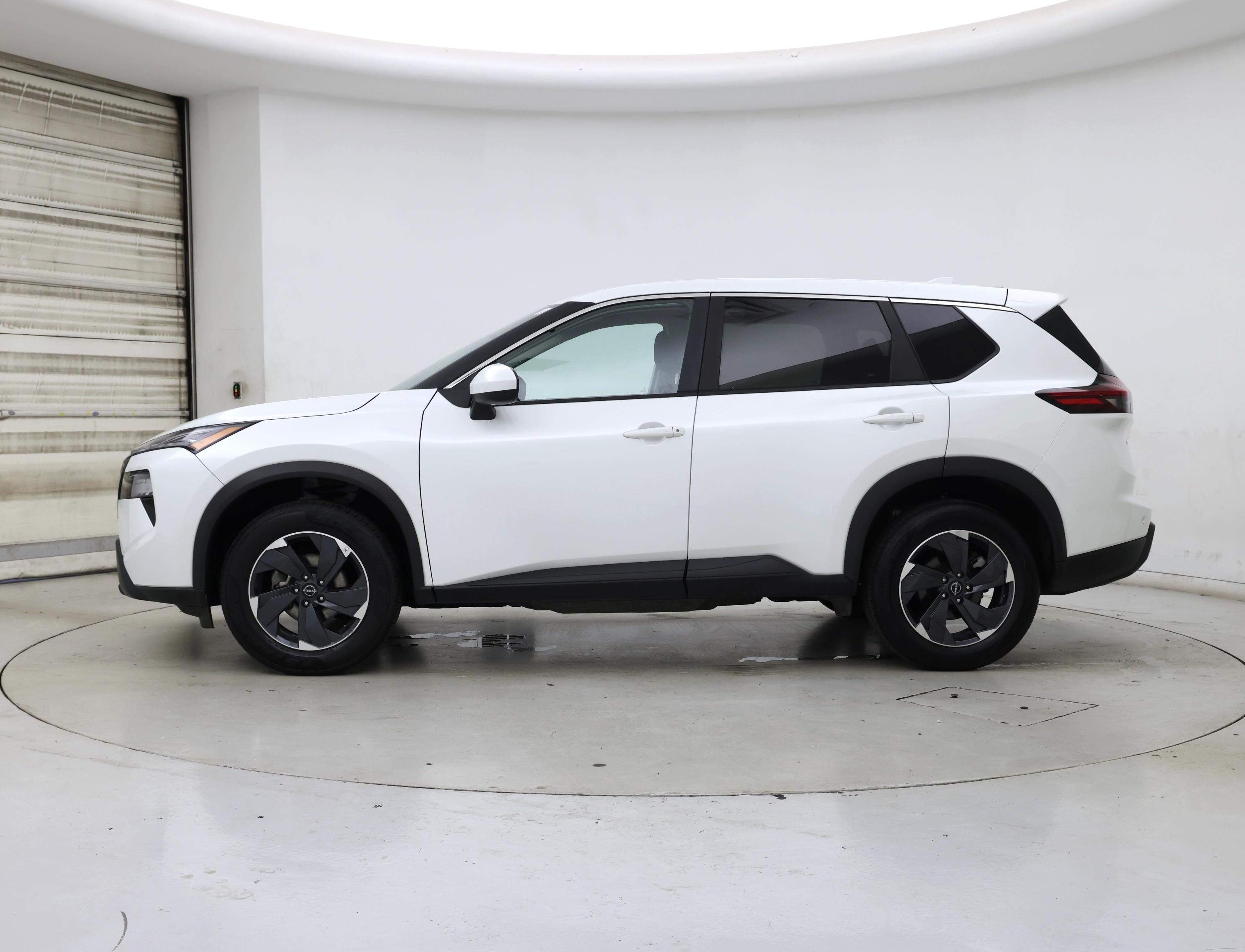 Thumbnail: 2025 Nissan Rogue - 3