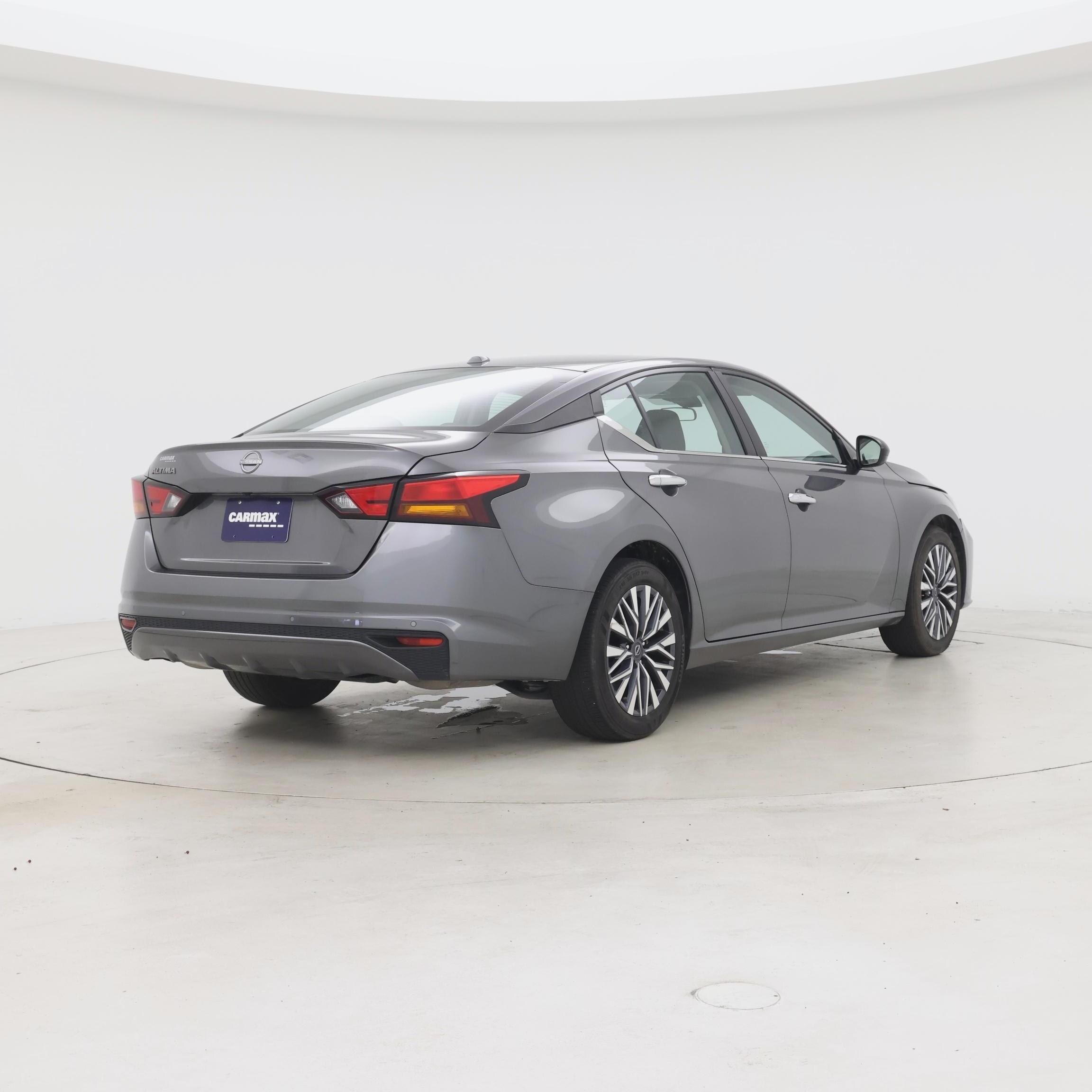 Thumbnail: 2025 Nissan Altima - 8