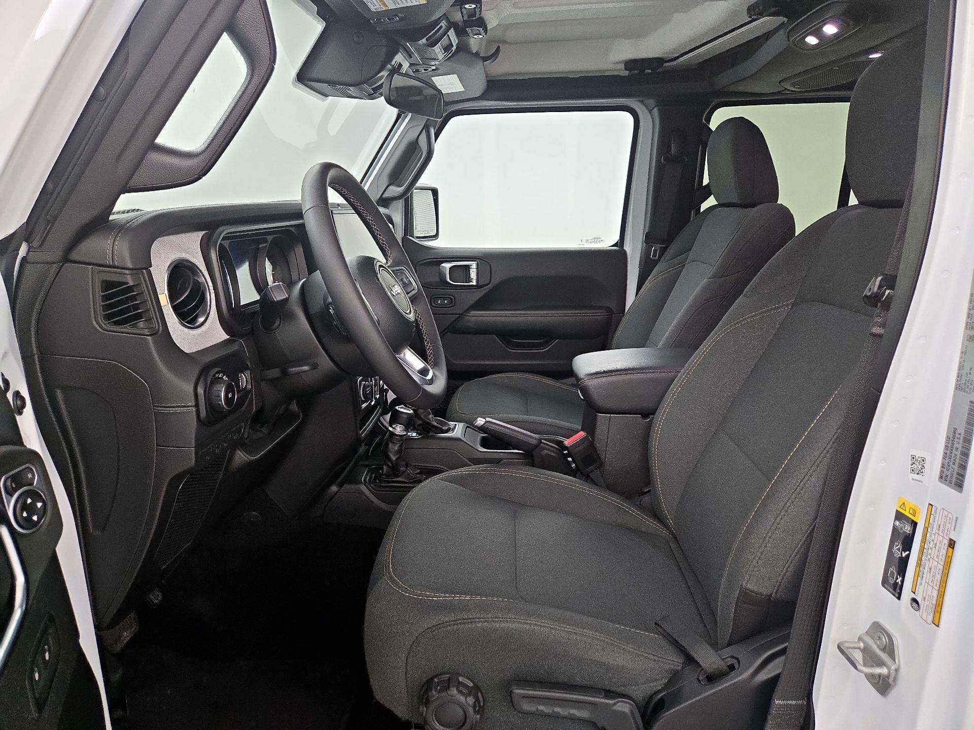 Thumbnail: 2025 Jeep Wrangler - 11