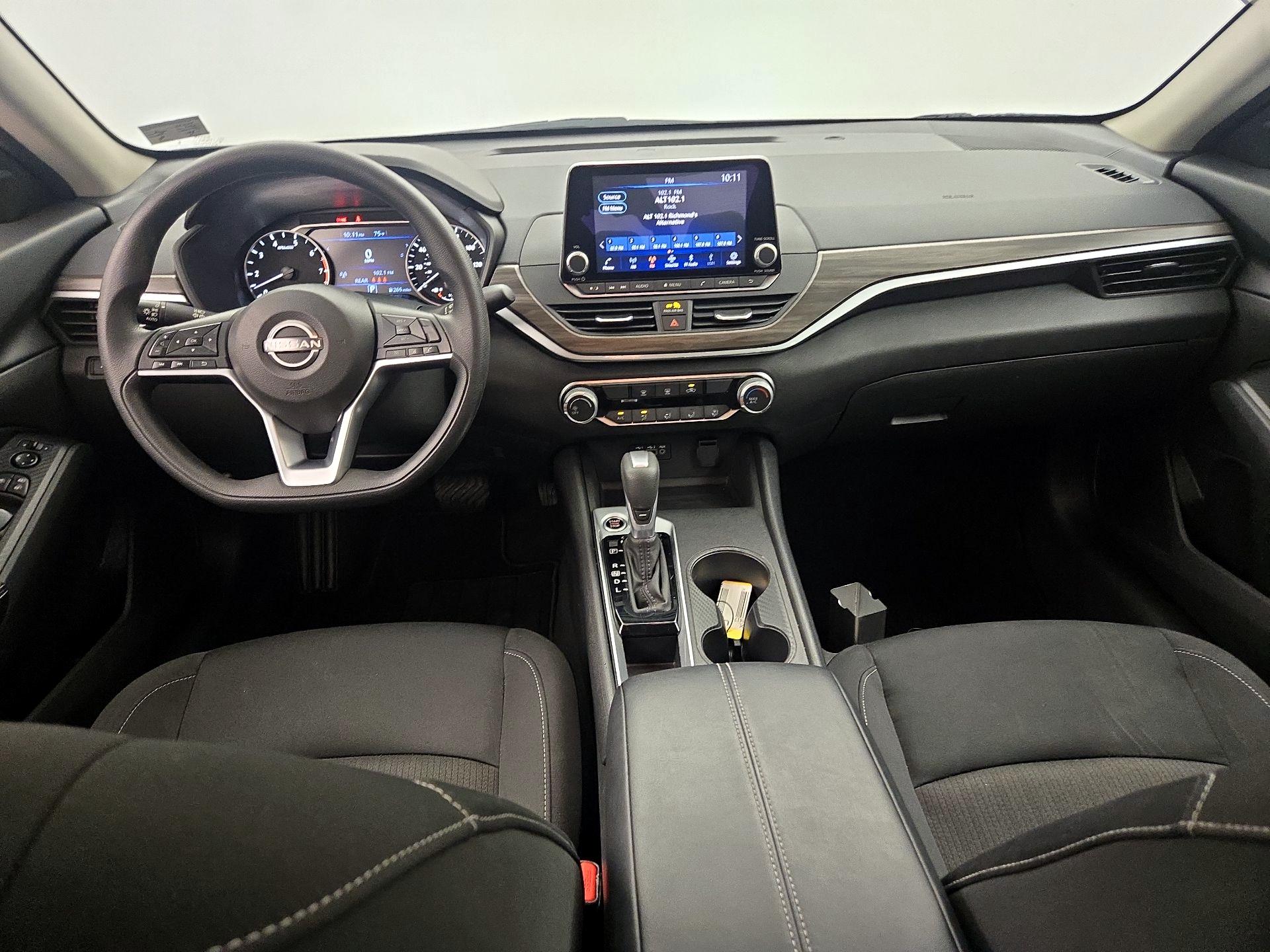 Thumbnail: 2025 Nissan Altima - 9