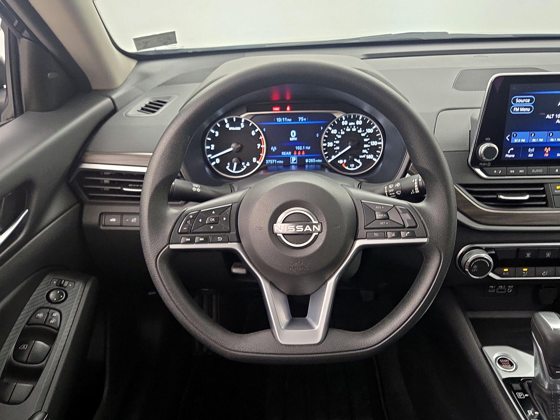 Thumbnail: 2025 Nissan Altima - 10