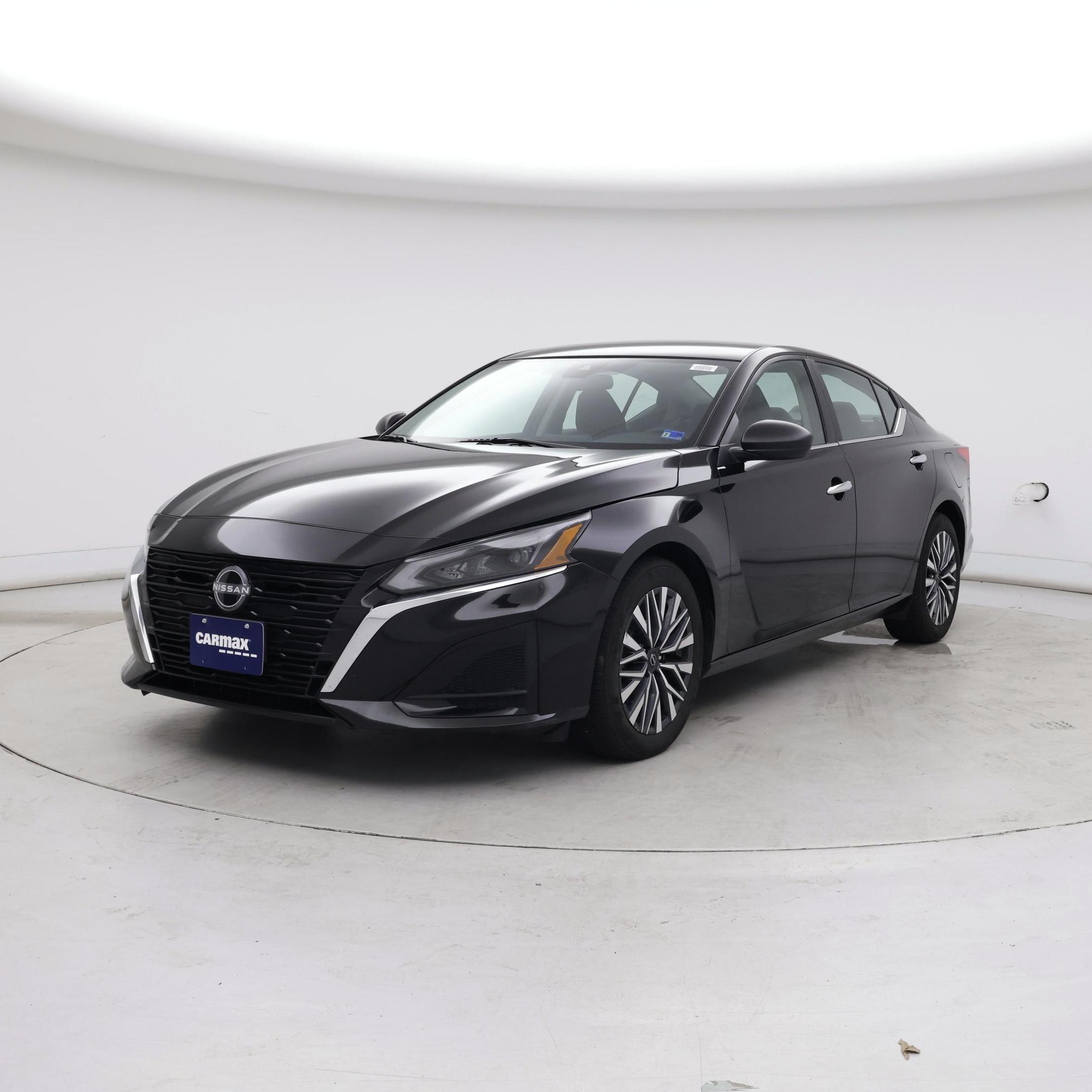 Thumbnail: 2025 Nissan Altima - 4