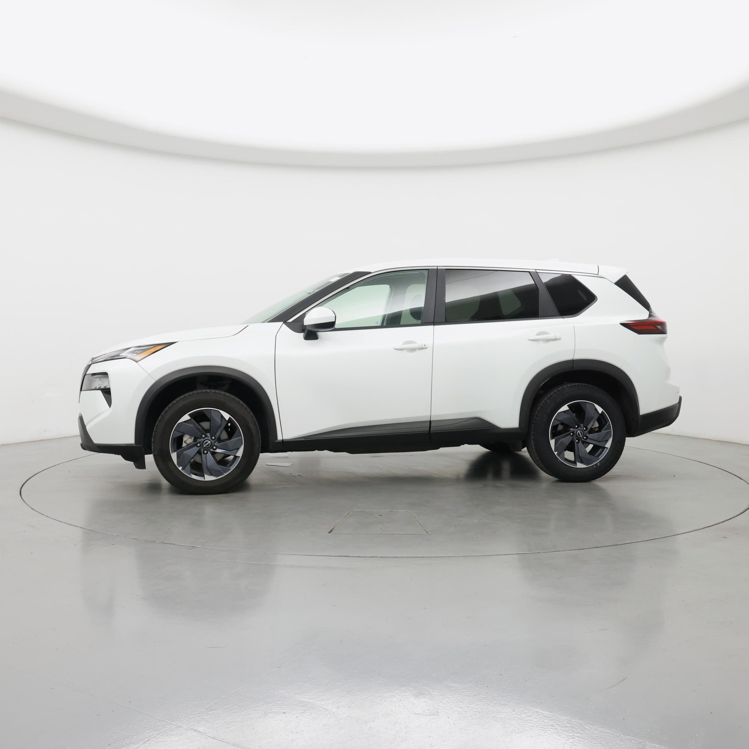 Thumbnail: 2025 Nissan Rogue - 3
