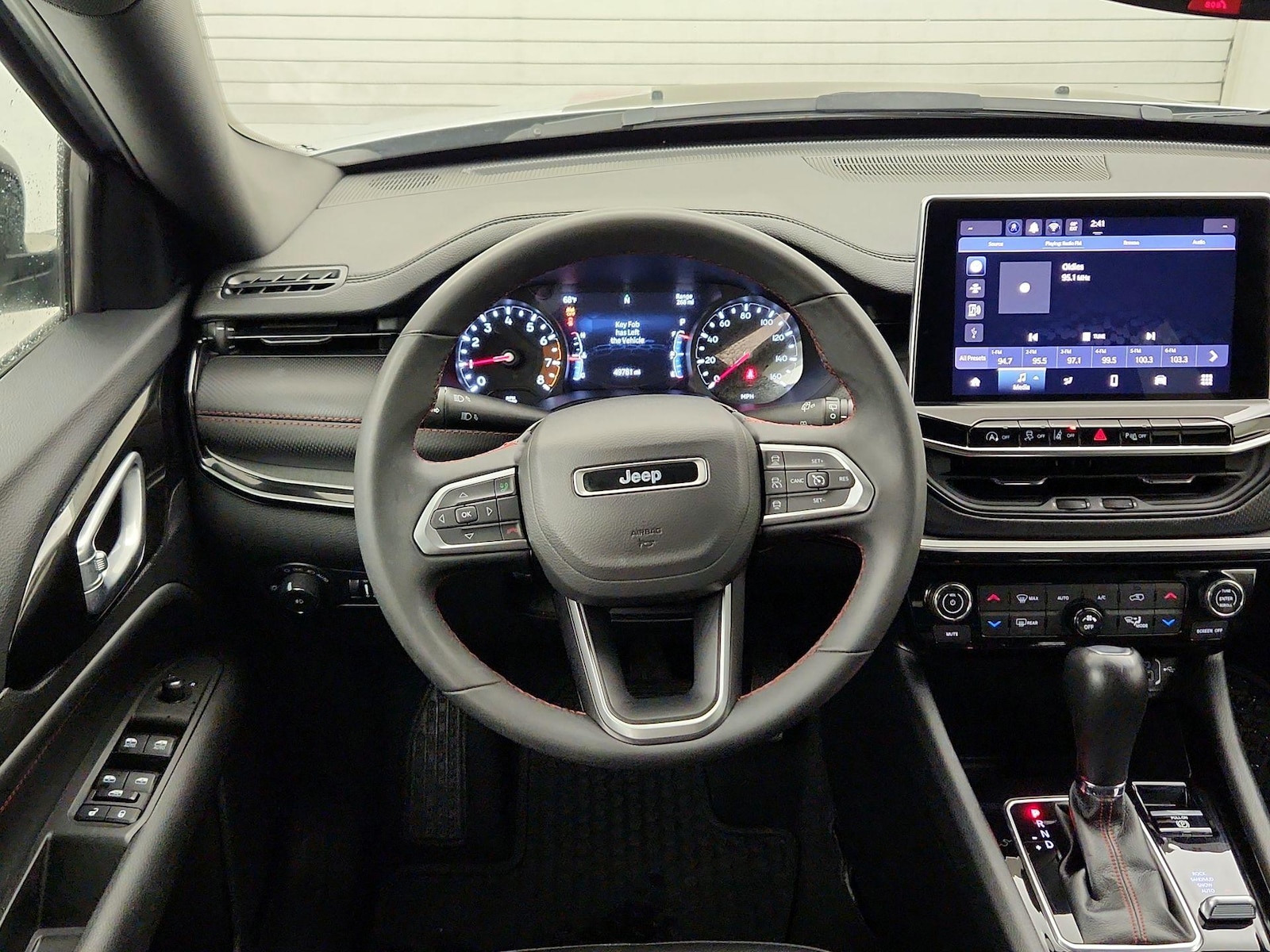2025 Jeep Compass Trailhawk - Photo 11