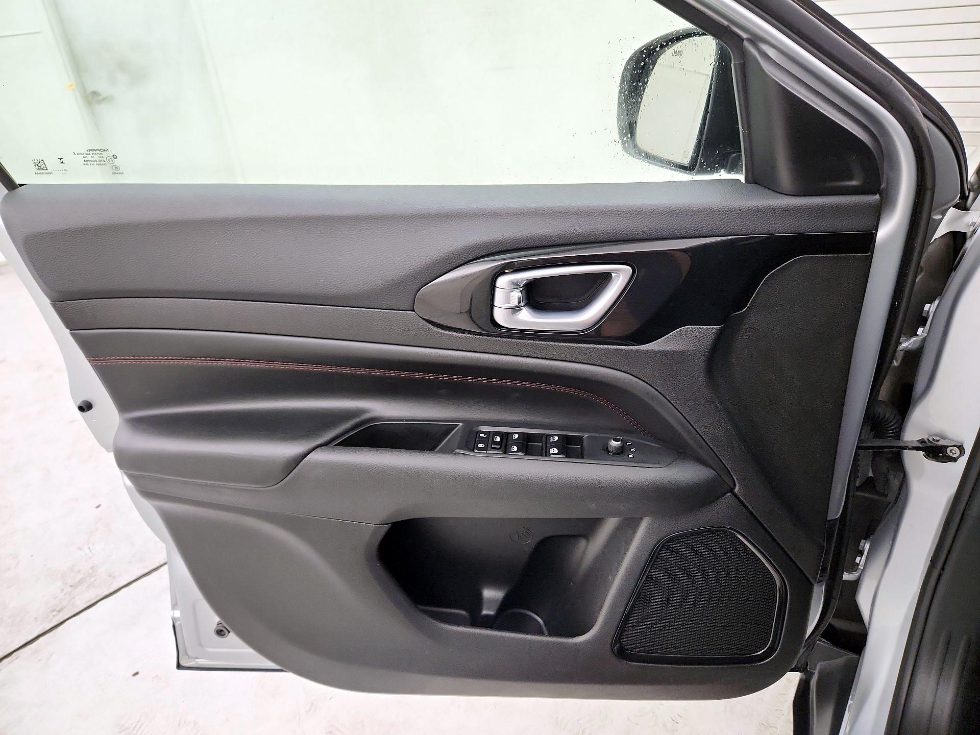Thumbnail: 2025 Jeep Compass - 12