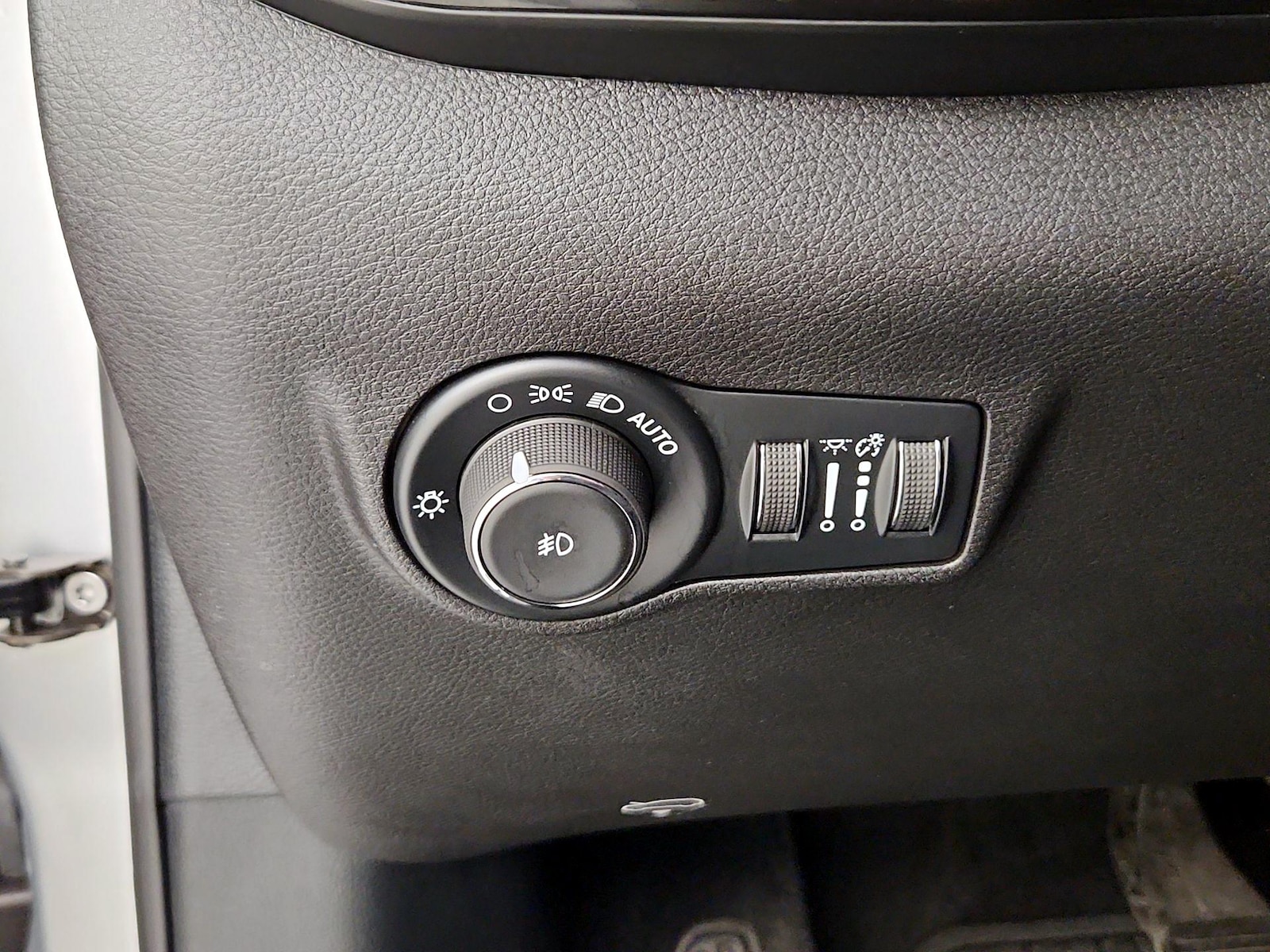 2025 Jeep Compass Trailhawk - Photo 14