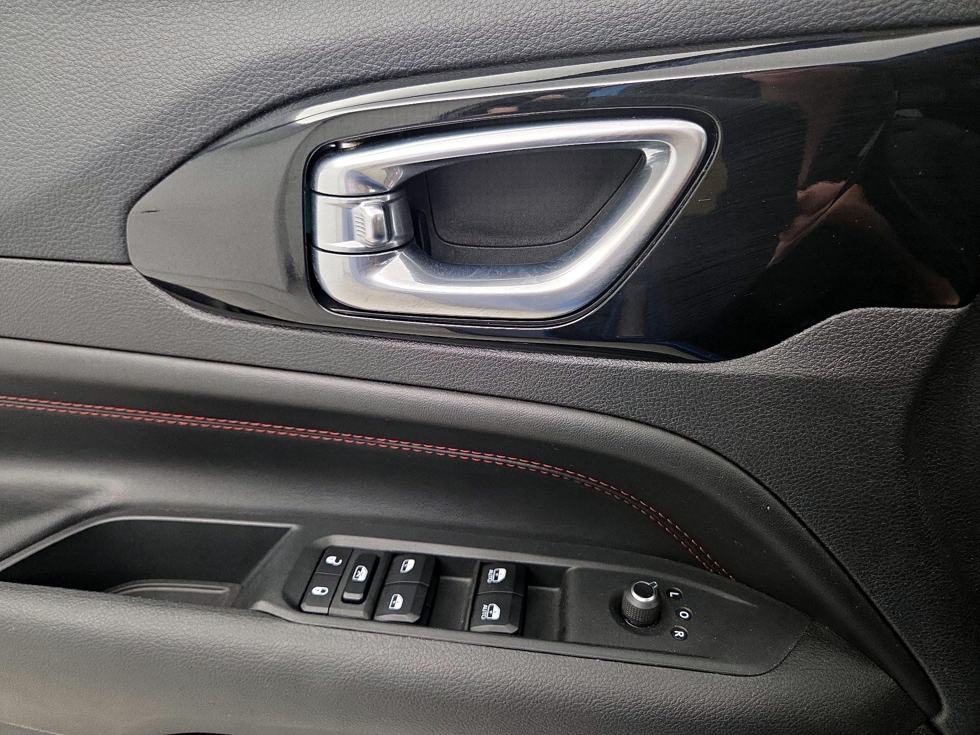 Thumbnail: 2025 Jeep Compass - 12