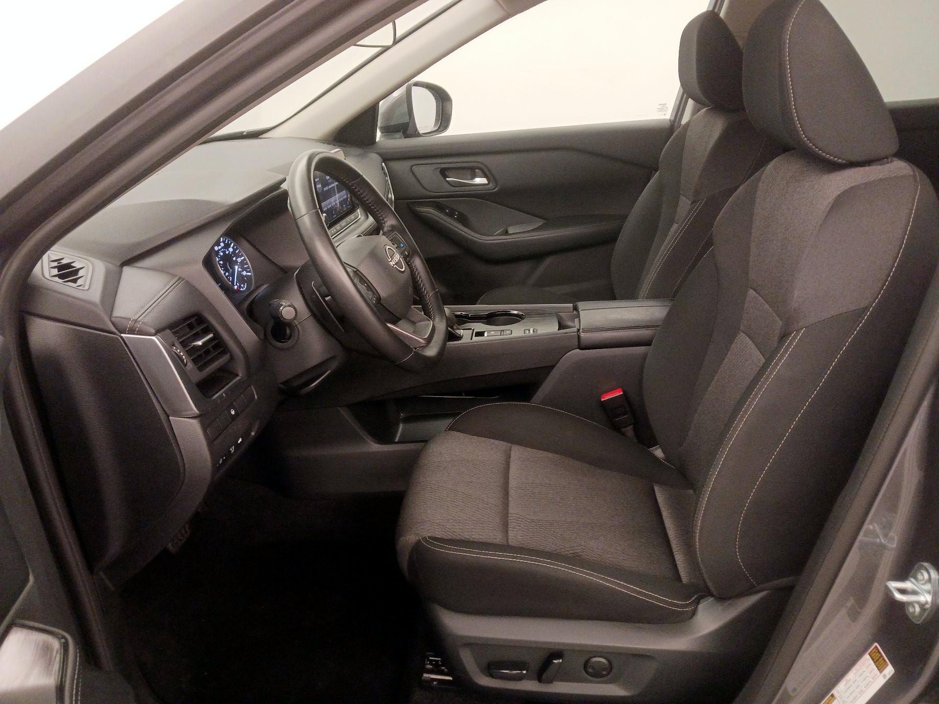 Thumbnail: 2025 Nissan Rogue - 11