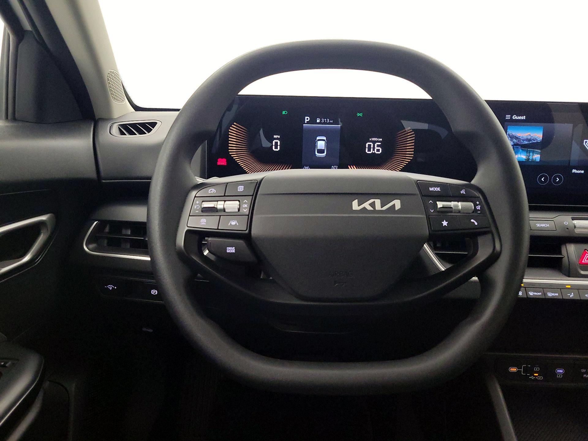 Thumbnail: 2025 Kia K4 - 10