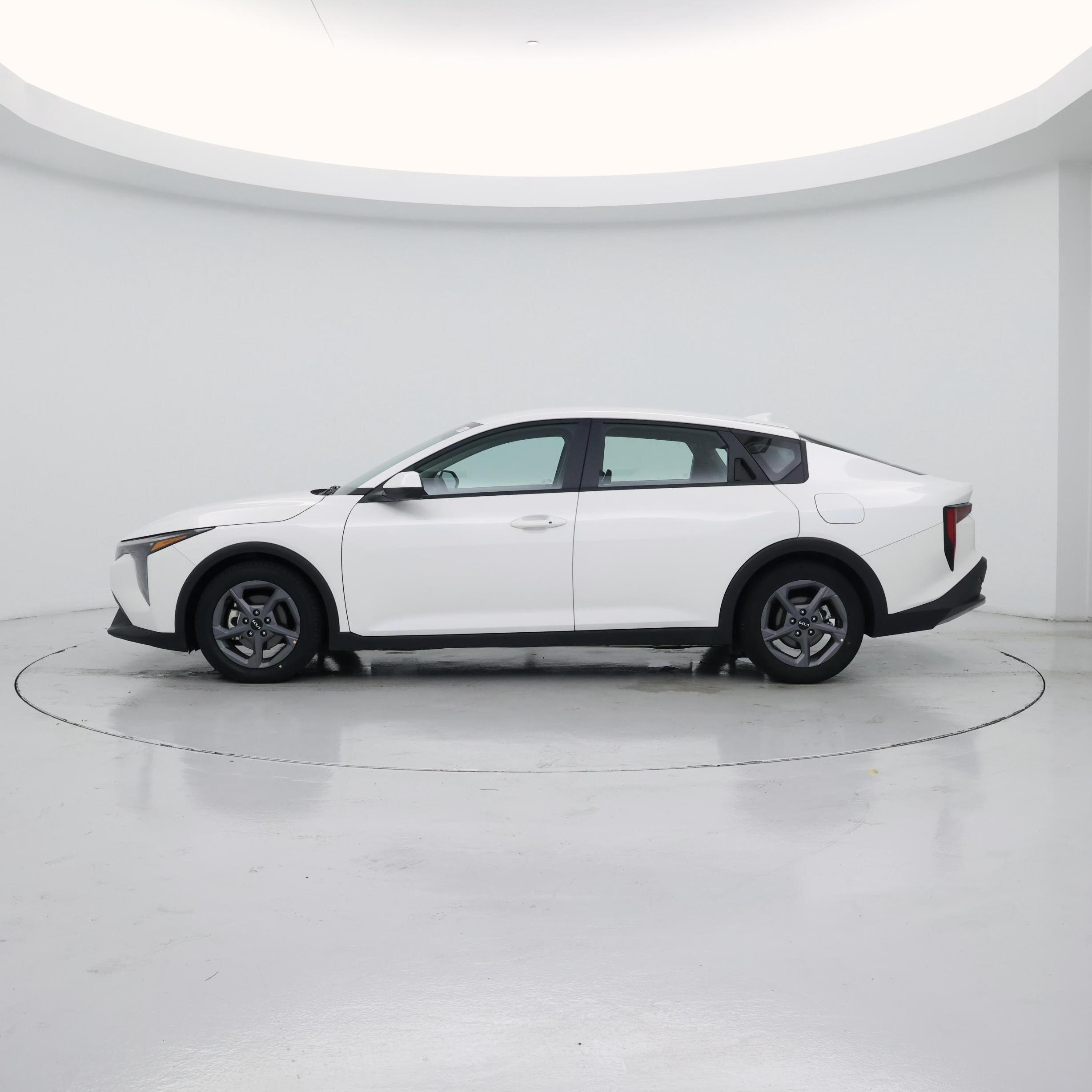 Thumbnail: 2025 Kia K4 - 3