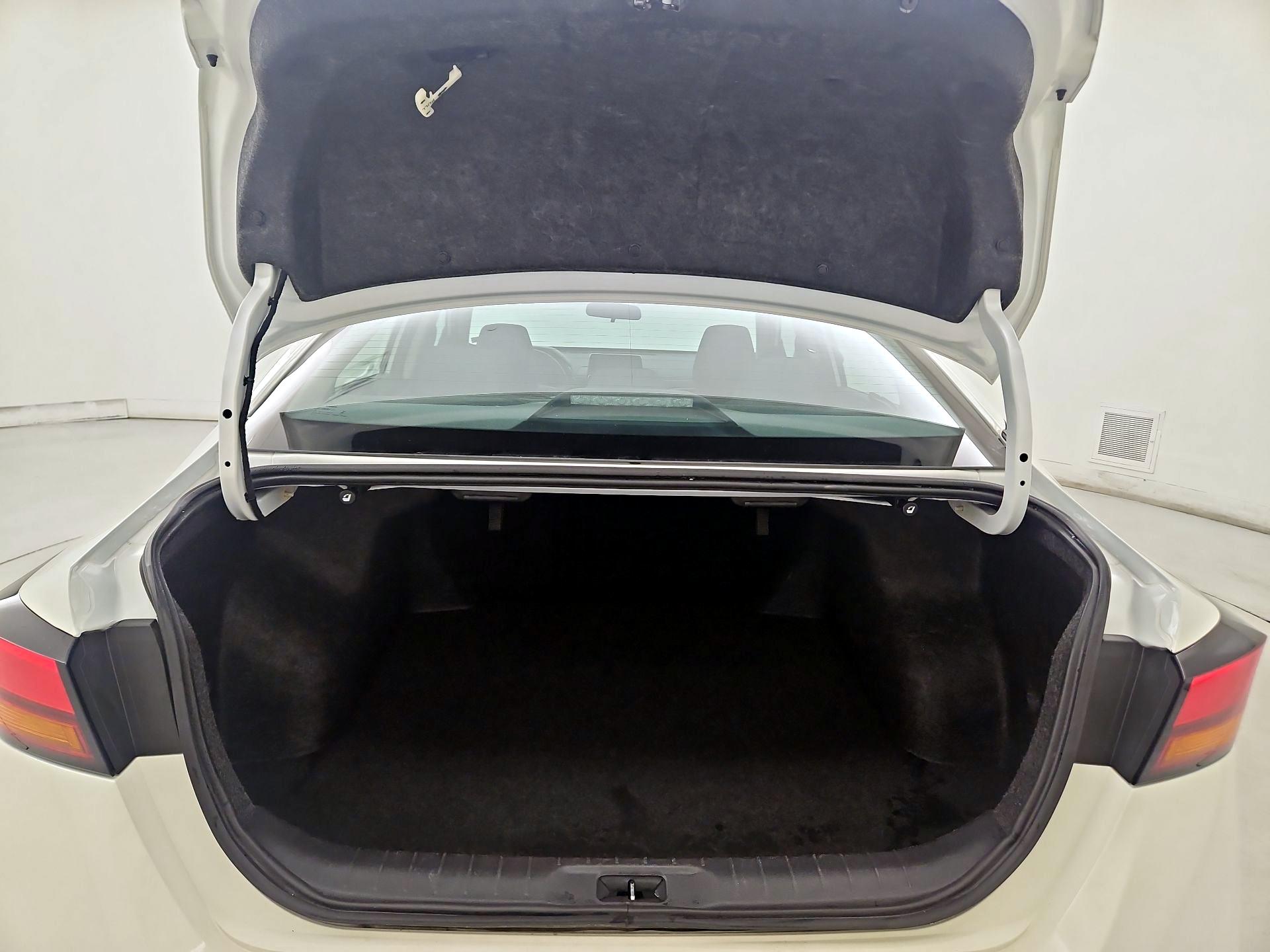 Thumbnail: 2025 Nissan Altima - 20
