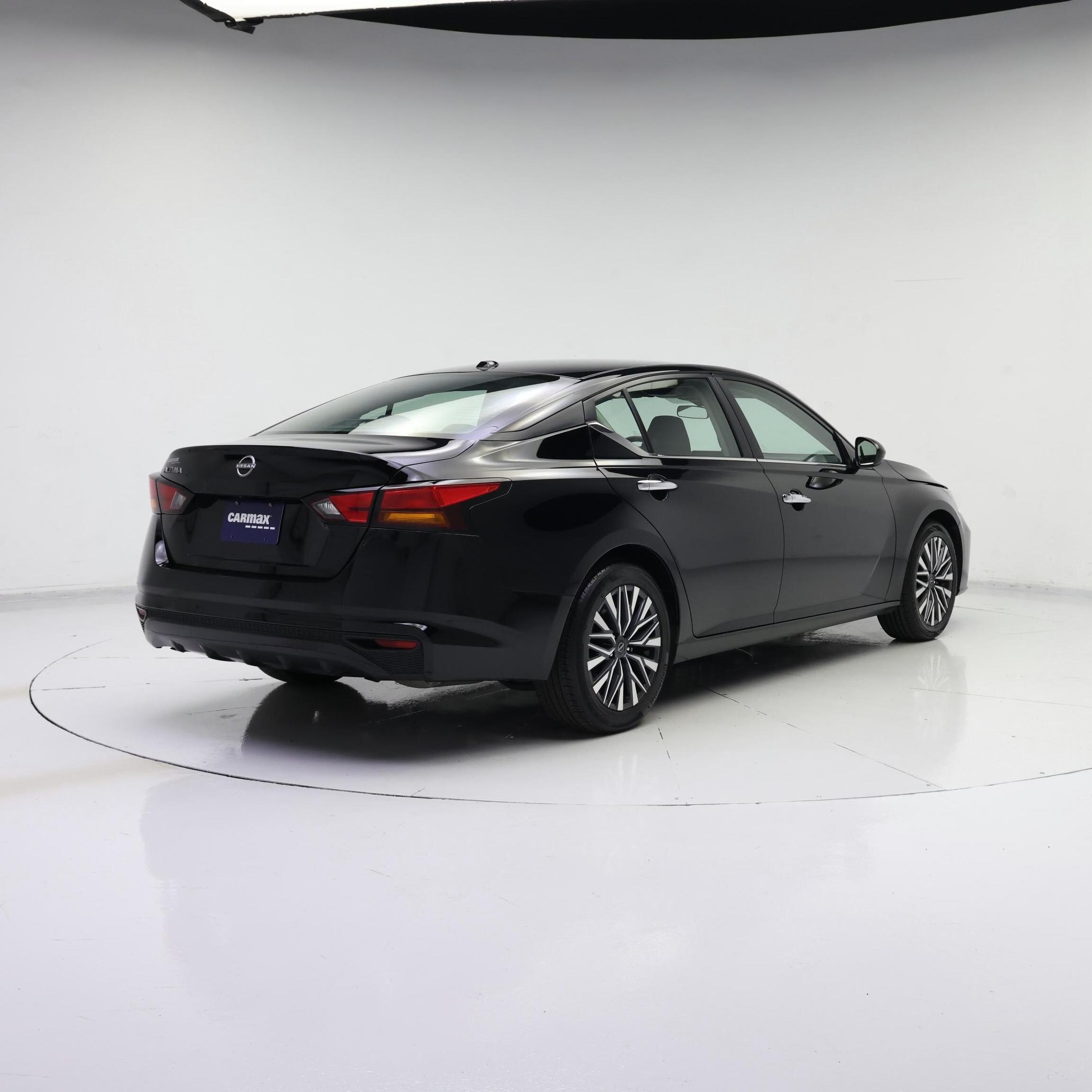 Thumbnail: 2025 Nissan Altima - 8