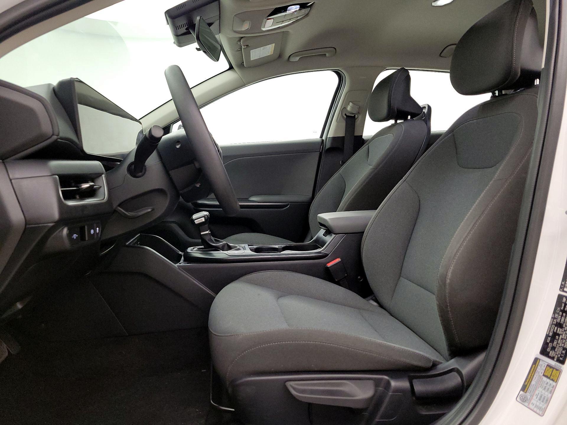 Thumbnail: 2025 Kia K4 - 11
