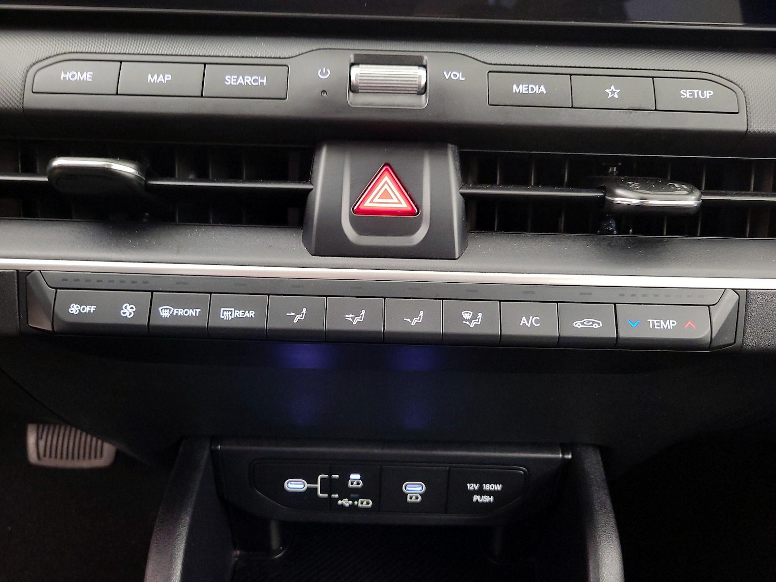 2025 Kia K4 17