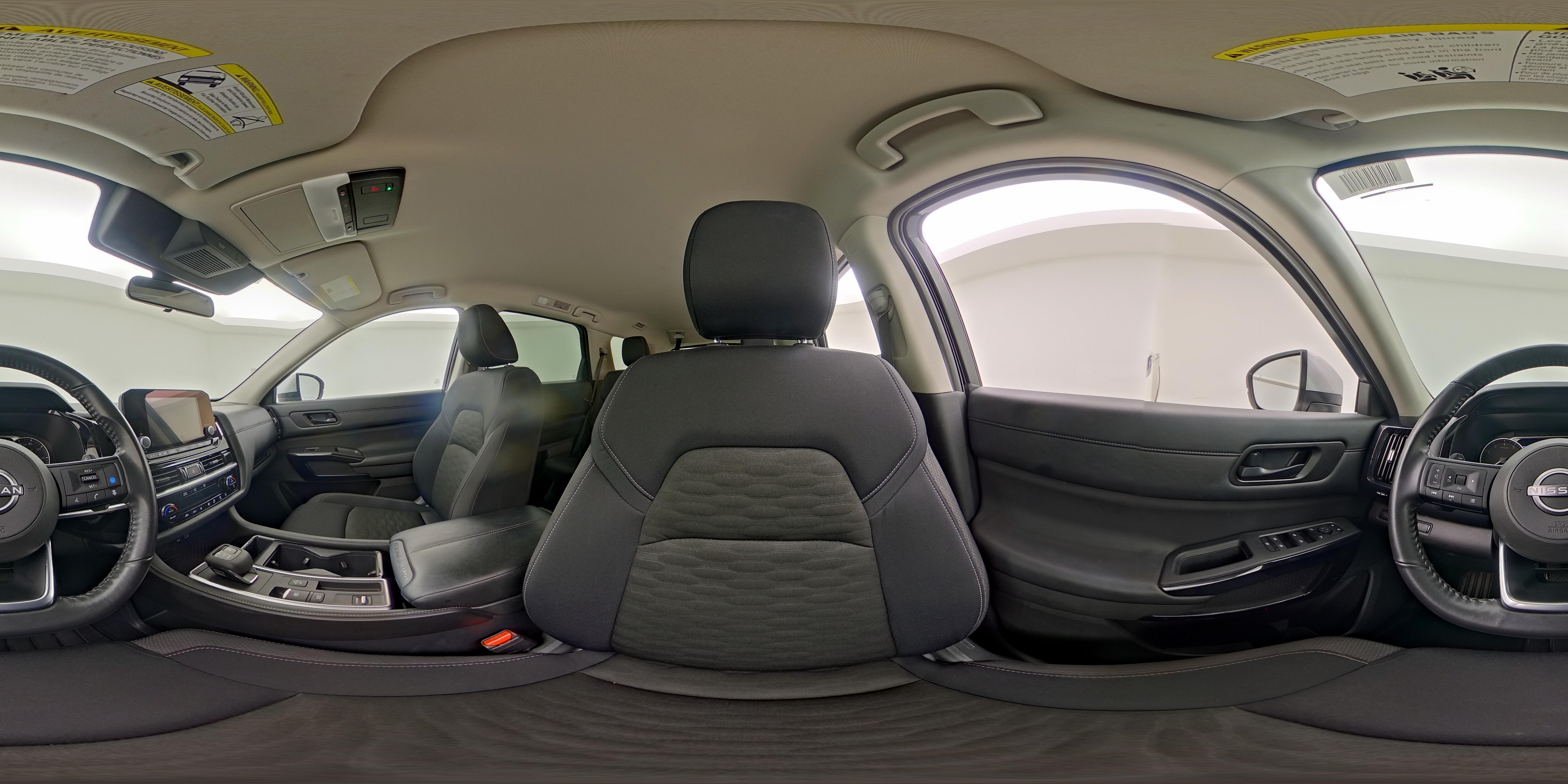 2025 Nissan Pathfinder SV - Photo 26