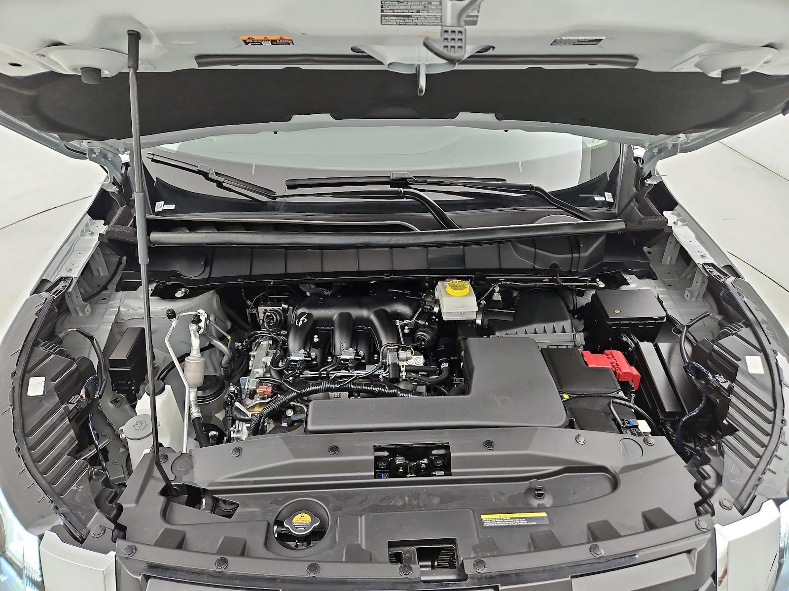 2025 Nissan Pathfinder SV - Photo 22