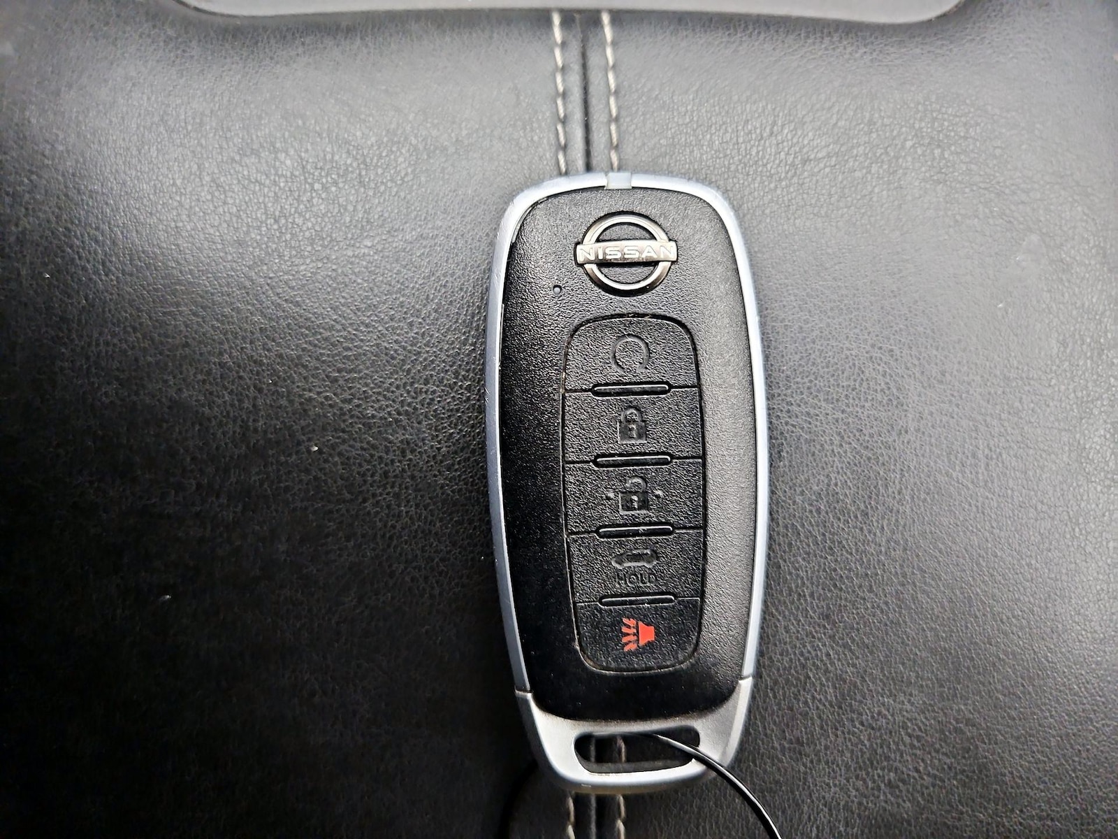 2025 Nissan Pathfinder SV - Photo 23