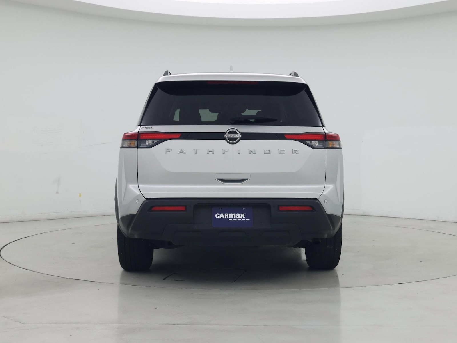 2025 Nissan Pathfinder SV - Photo 7