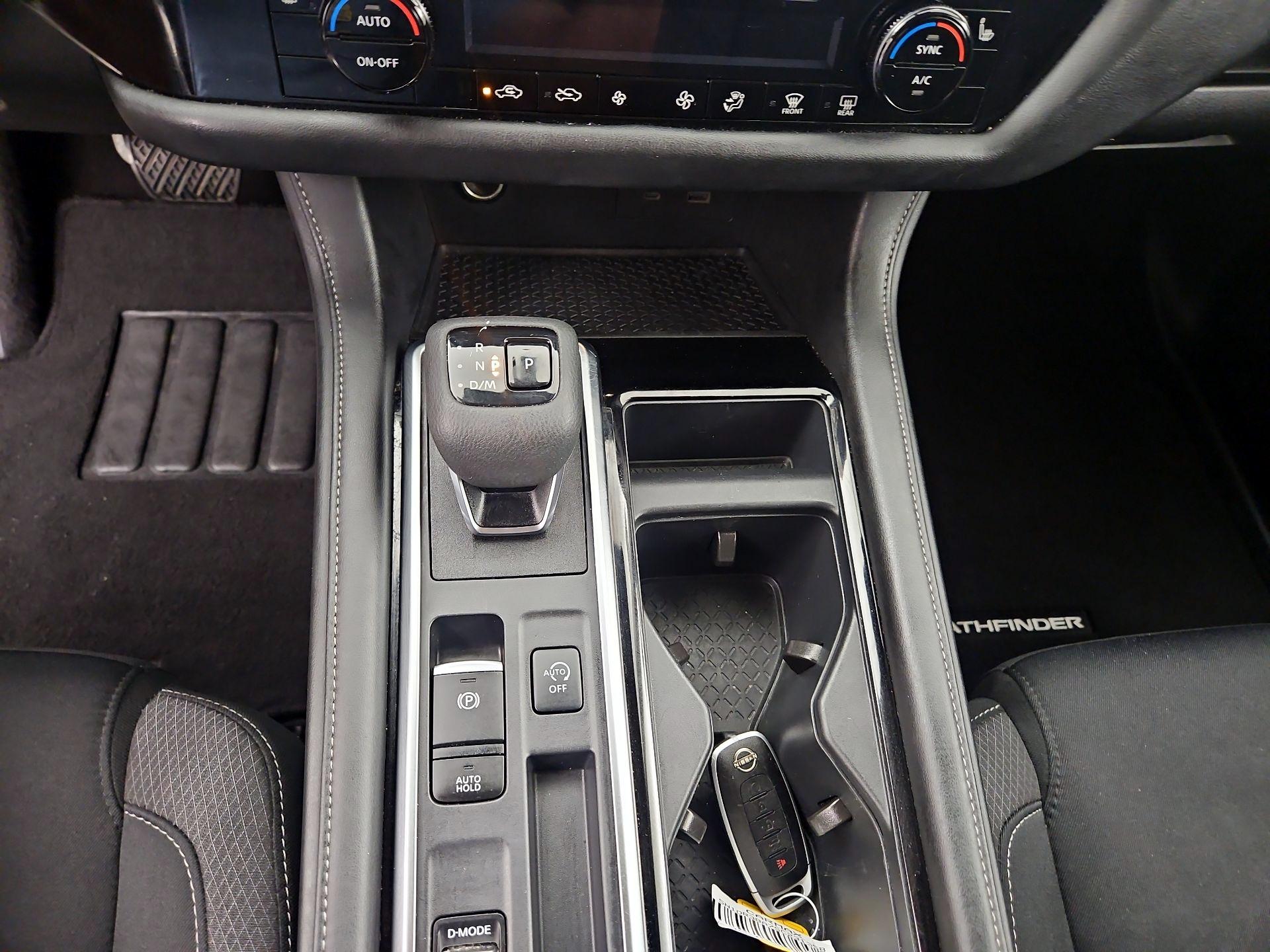 Thumbnail: 2025 Nissan Pathfinder - 17