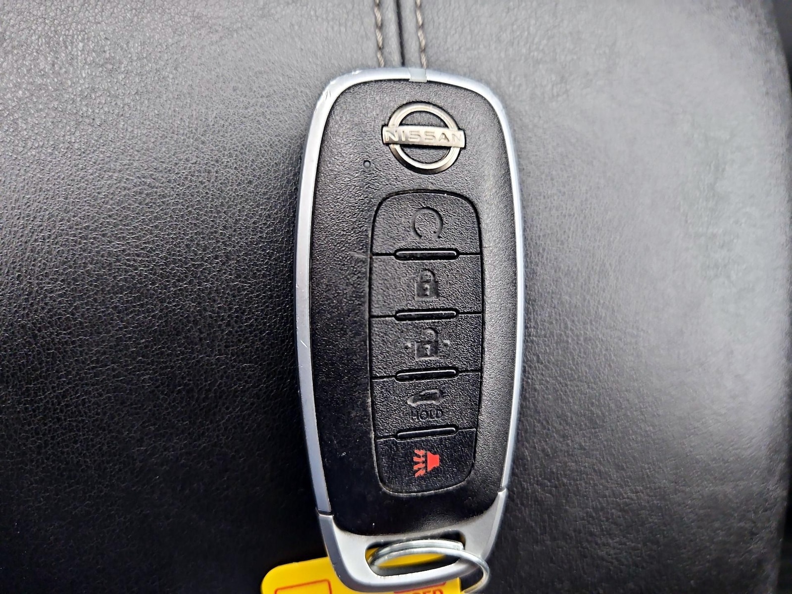 2025 Nissan Pathfinder SV - Photo 25