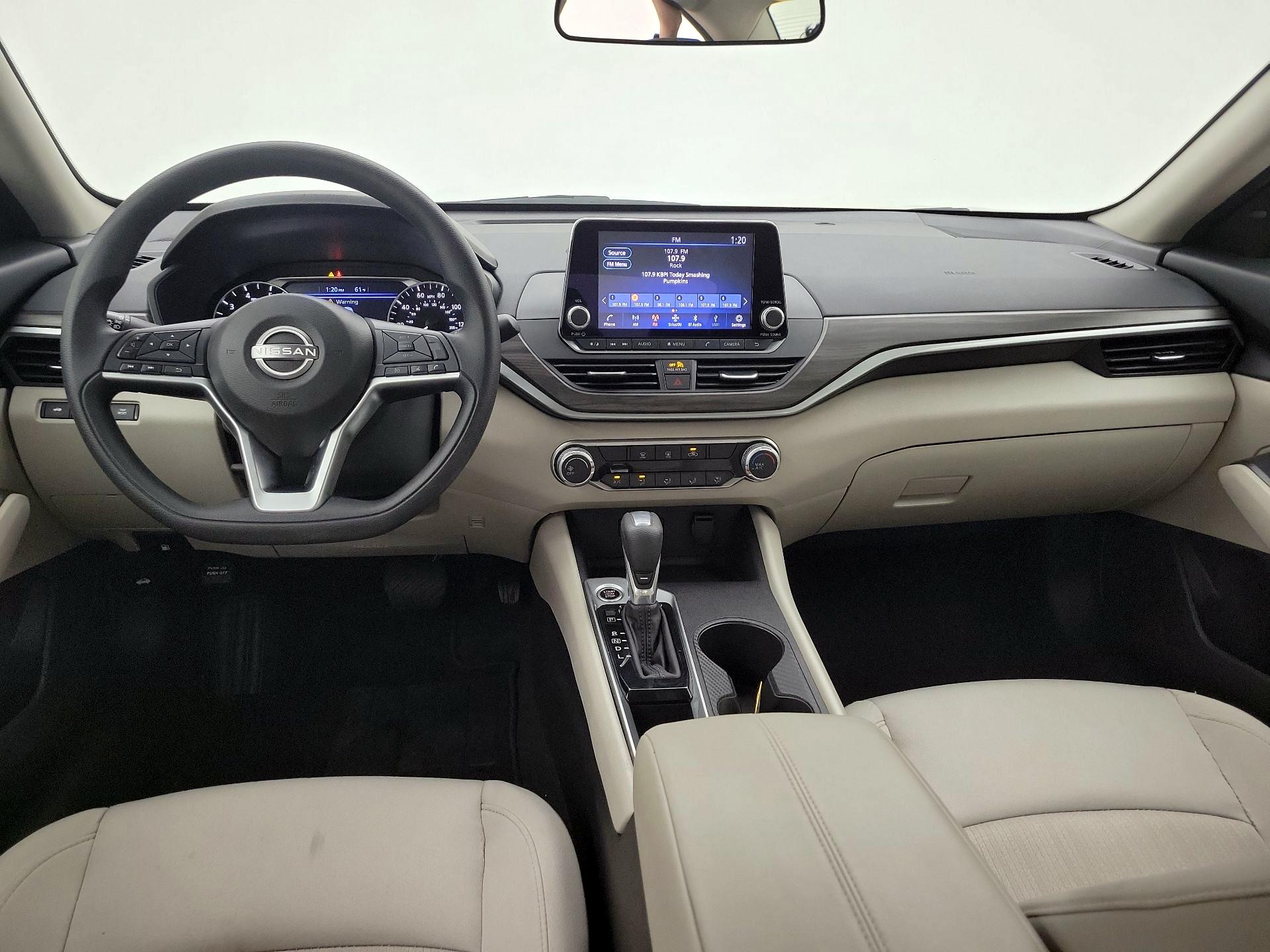 Thumbnail: 2025 Nissan Altima - 9