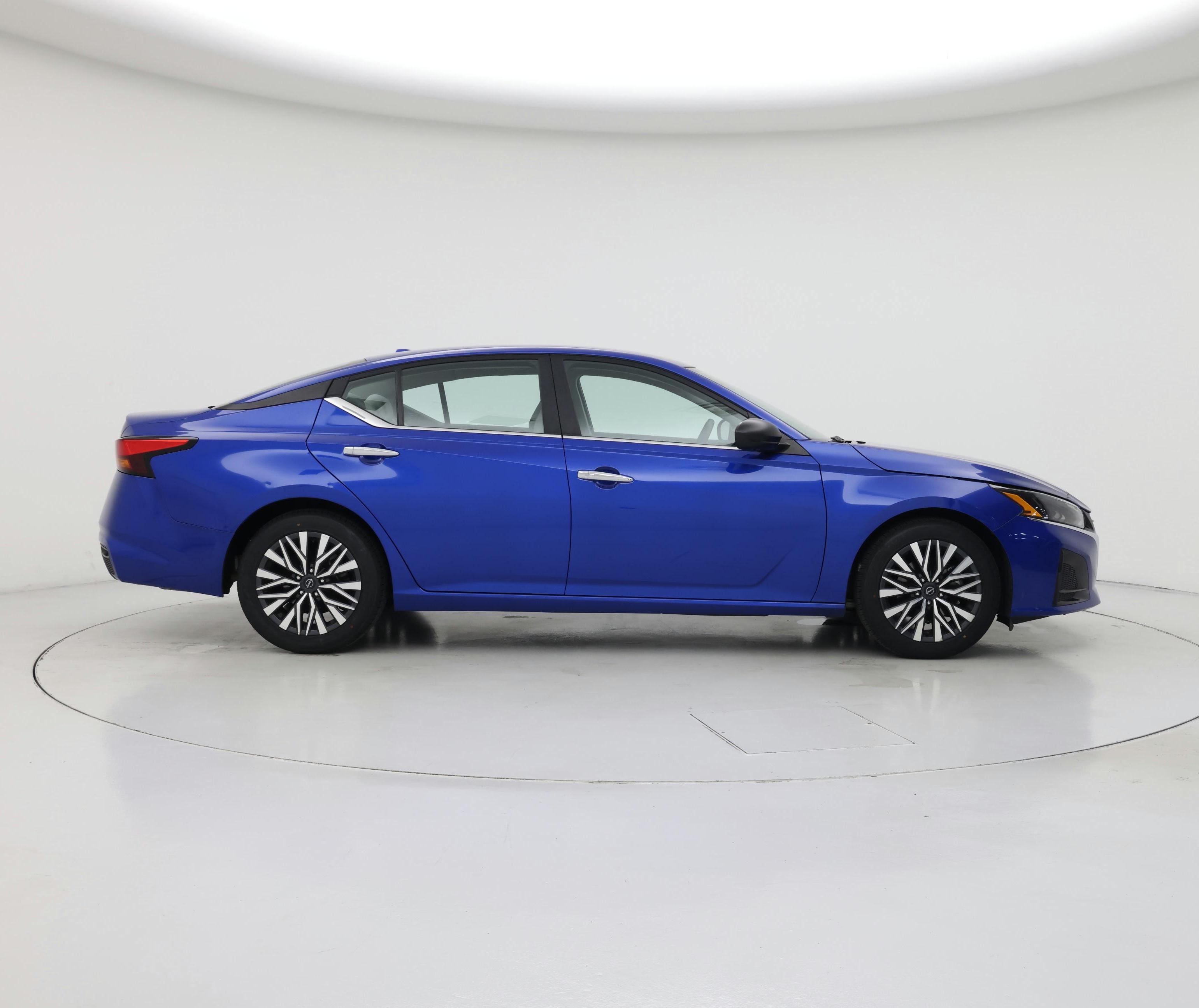 Thumbnail: 2025 Nissan Altima - 7