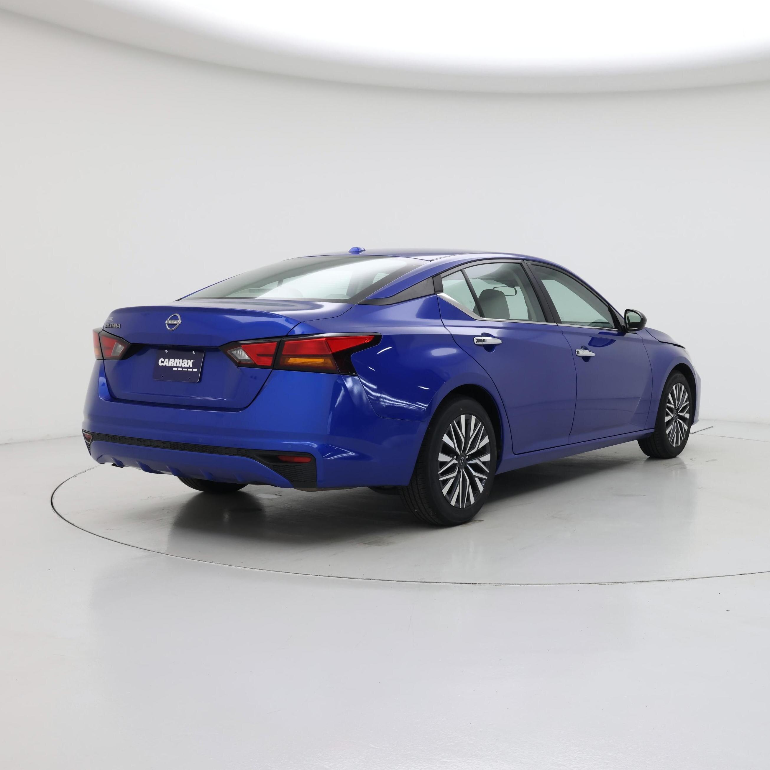 Thumbnail: 2025 Nissan Altima - 8
