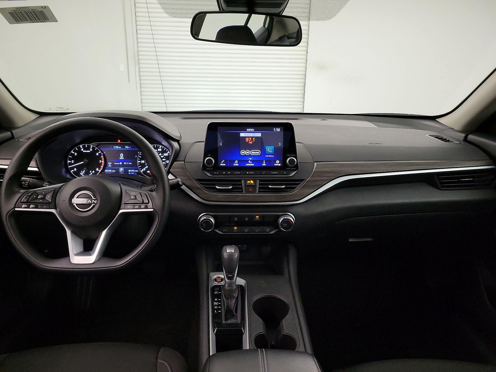 Thumbnail: 2025 Nissan Altima - 9