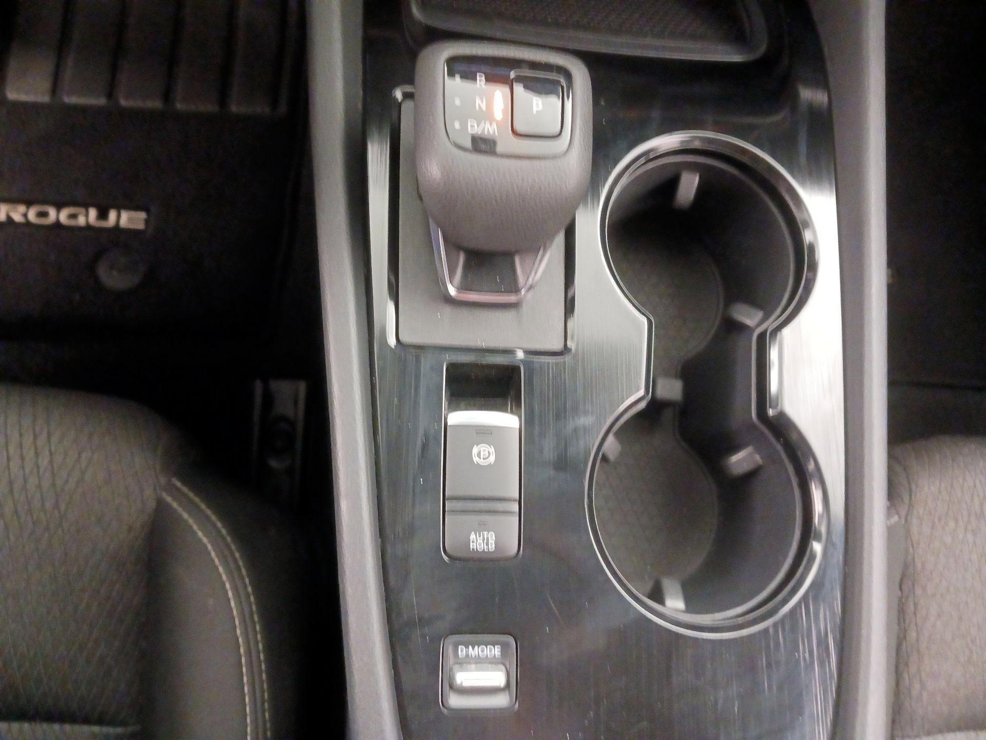 Thumbnail: 2025 Nissan Rogue - 17